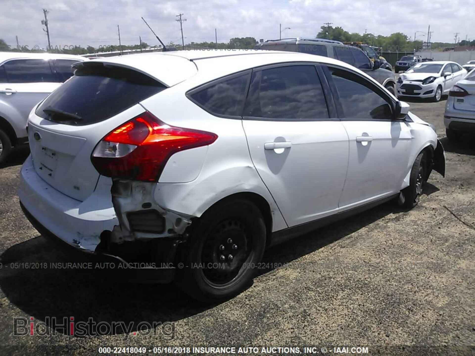 2012 Ford Focus - VIN: 1FAHP3K28CL337801 - Photo 4