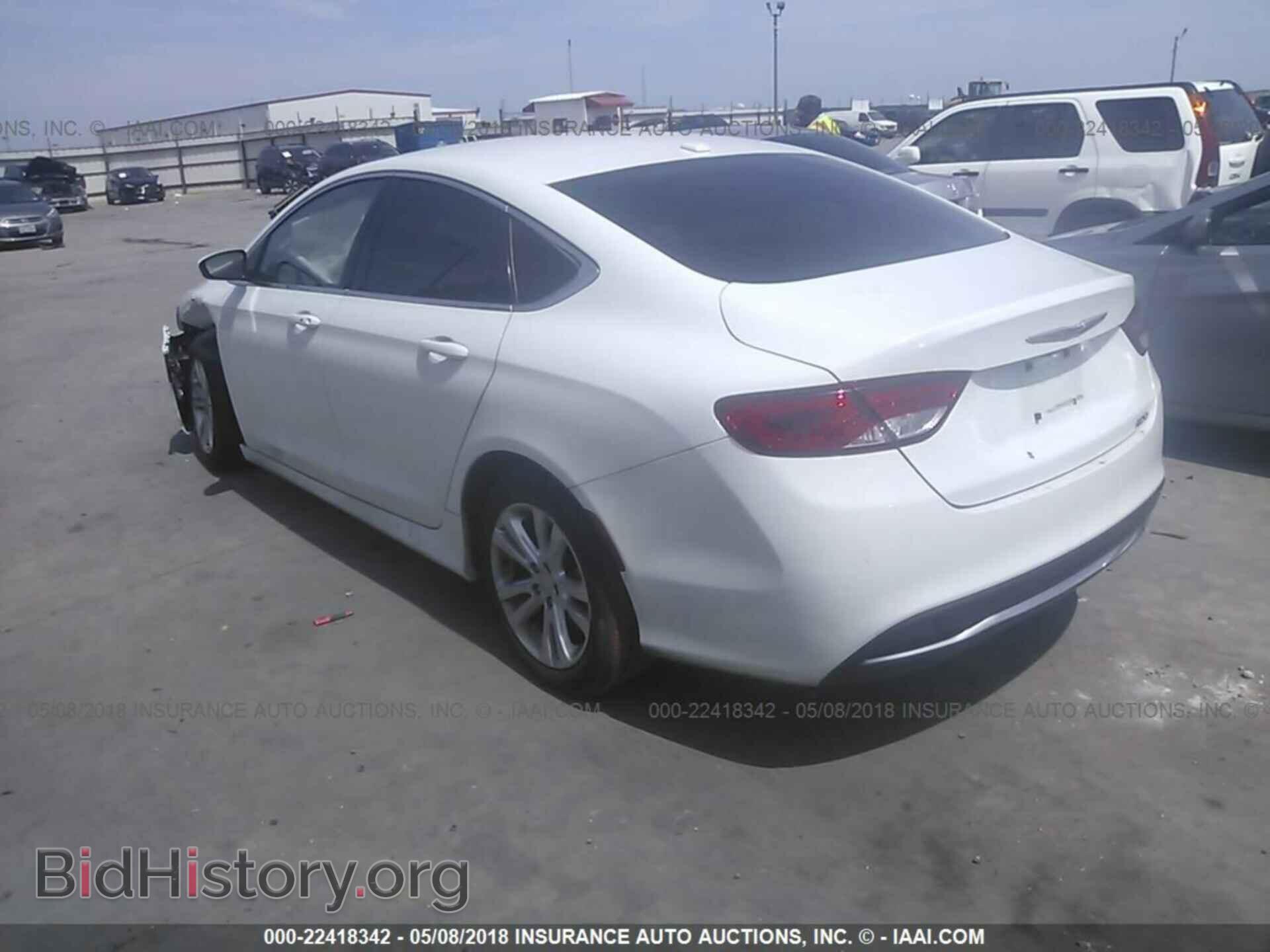 2015 Chrysler 200 - VIN: 1C3CCCAB5FN532138 - Photo 3