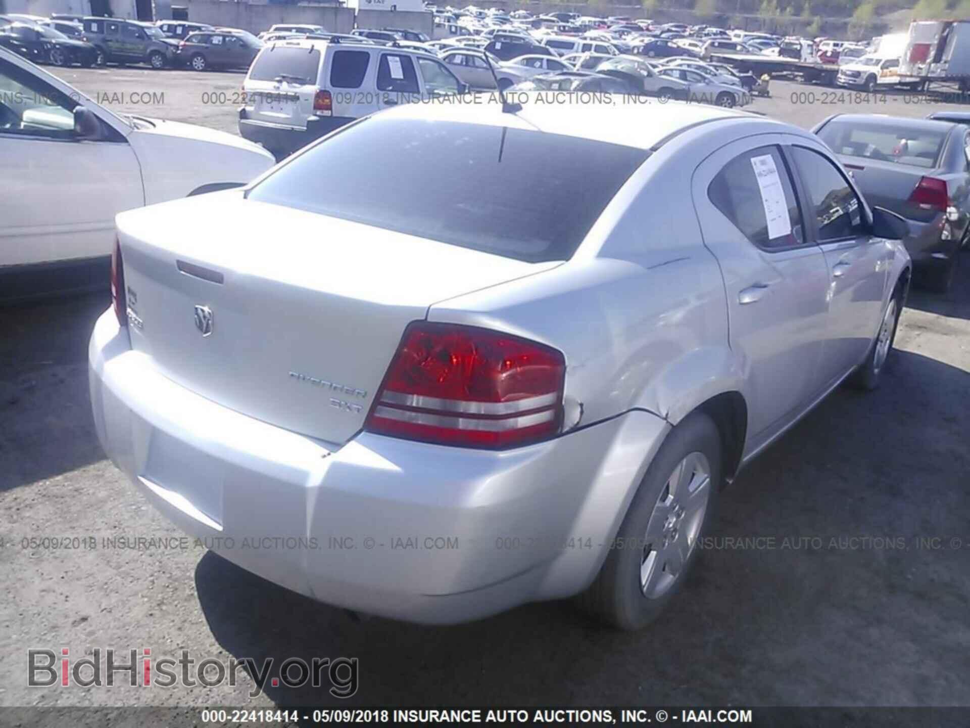 2010 DODGE AVENGER - VIN: 1B3CC4FB7AN178952 - Photo 4