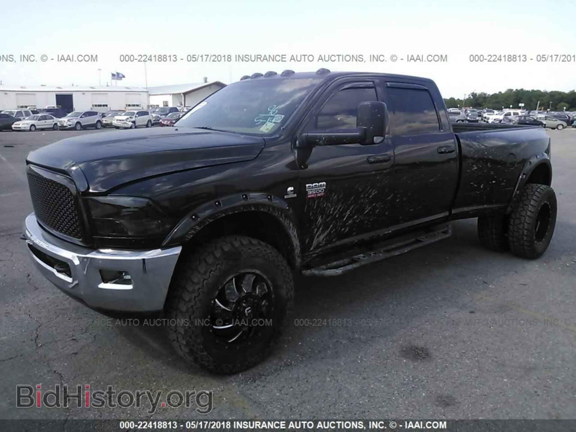 2011 Dodge Ram 3500 - VIN: 3D73Y4CL7BG607374 - Фото 2