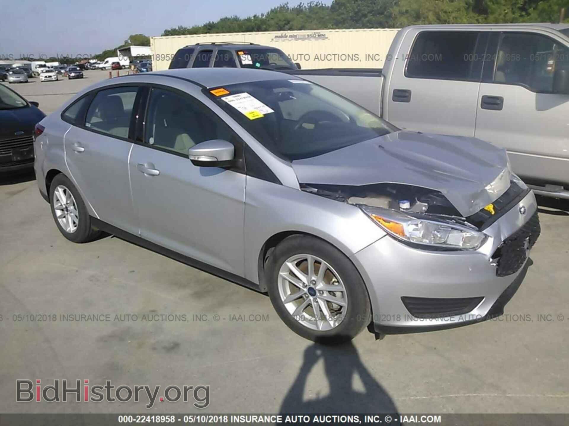Photo 1FADP3F20HL249597 - Ford Focus 2017