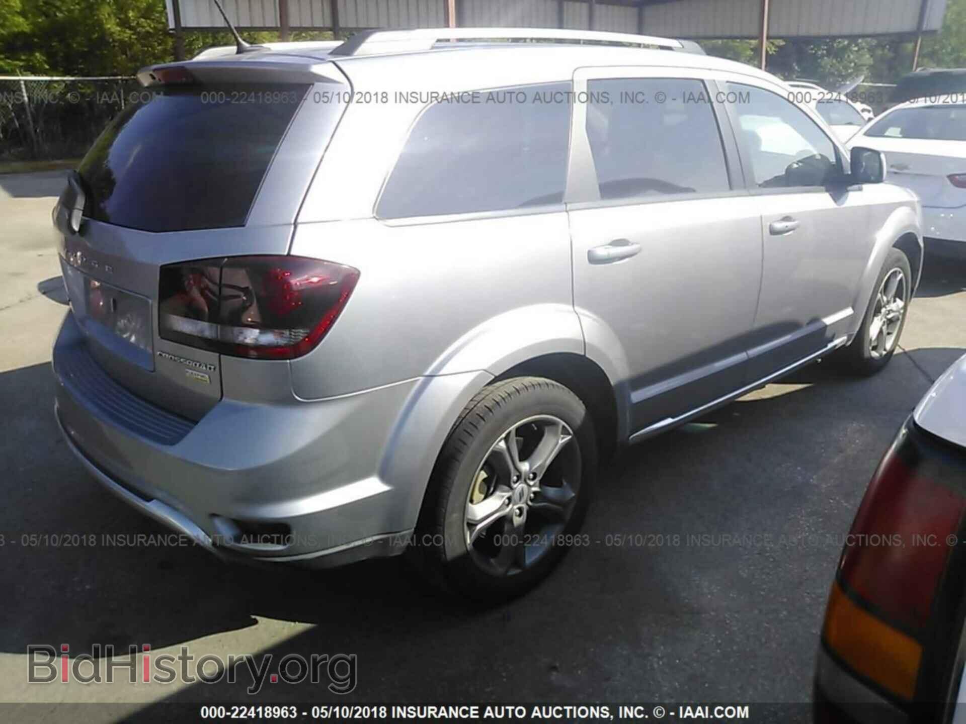 2018 Dodge Journey - VIN: 3C4PDCGG8JT156119 - Photo 4