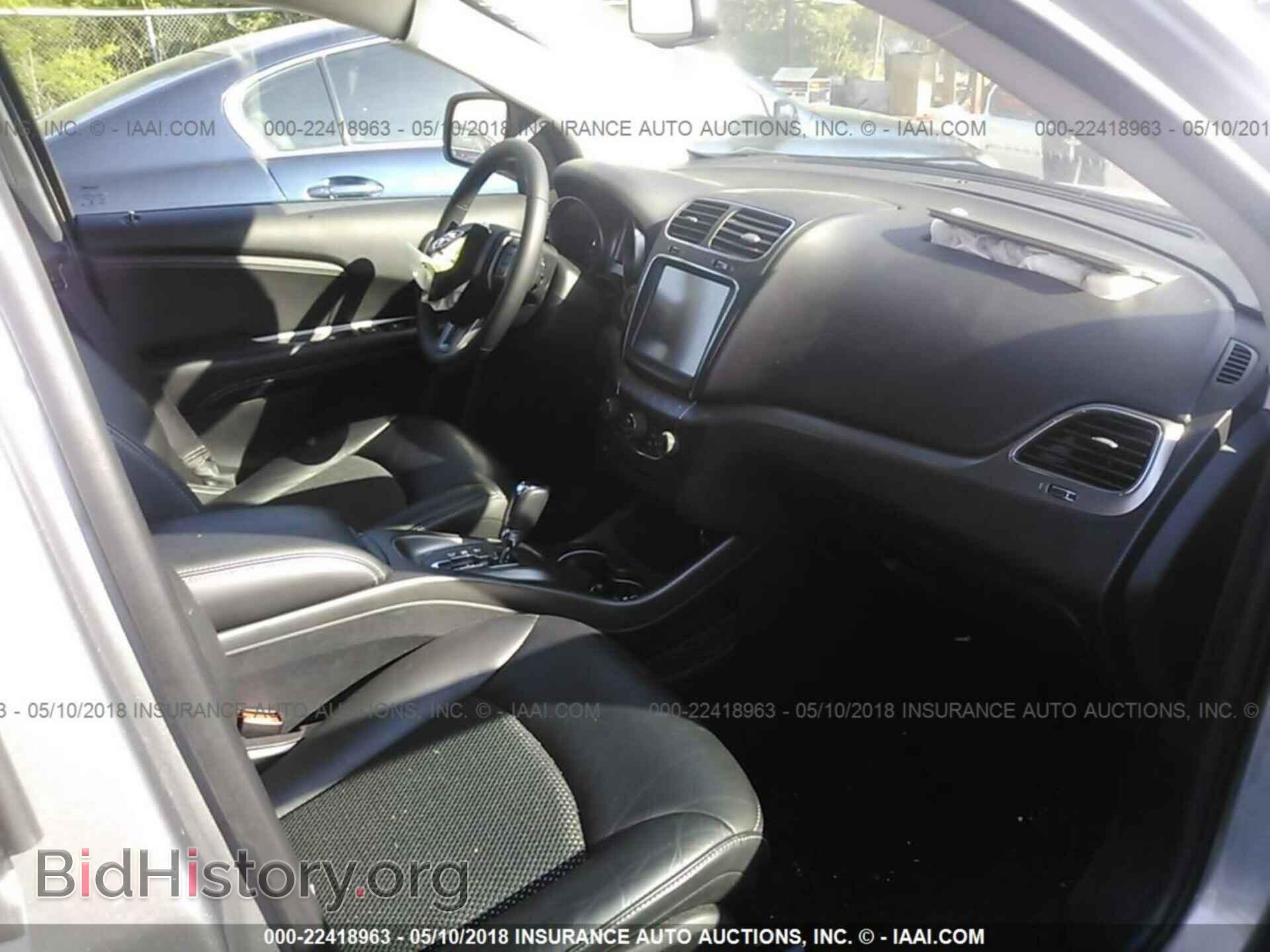 2018 Dodge Journey - VIN: 3C4PDCGG8JT156119 - Photo 5