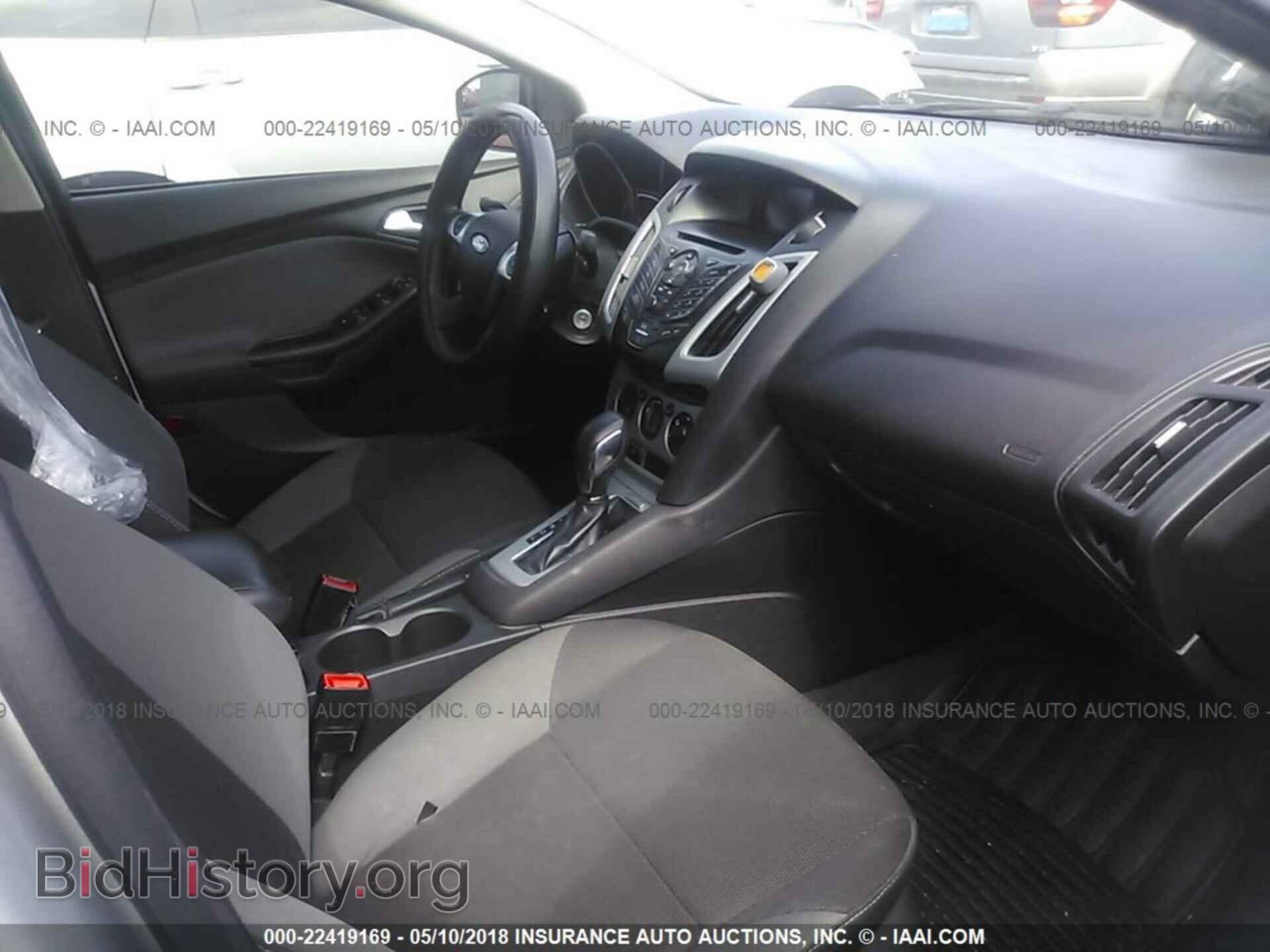 2013 Ford Focus - VIN: 1FADP3F2XDL213250 - Photo 5