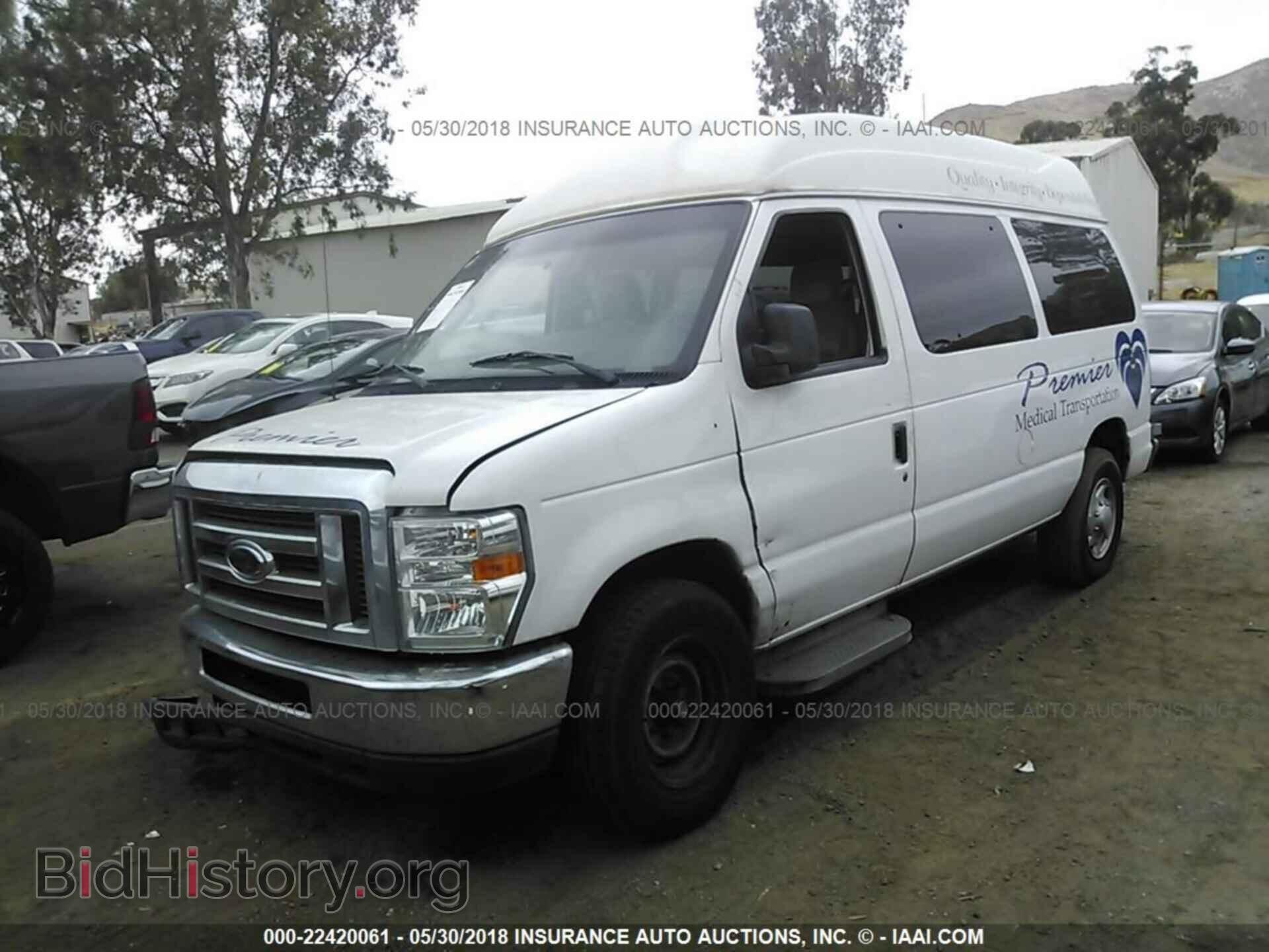 2012 Ford Econoline - VIN: 1FTNE1EL0CDA31388 - Photo 2