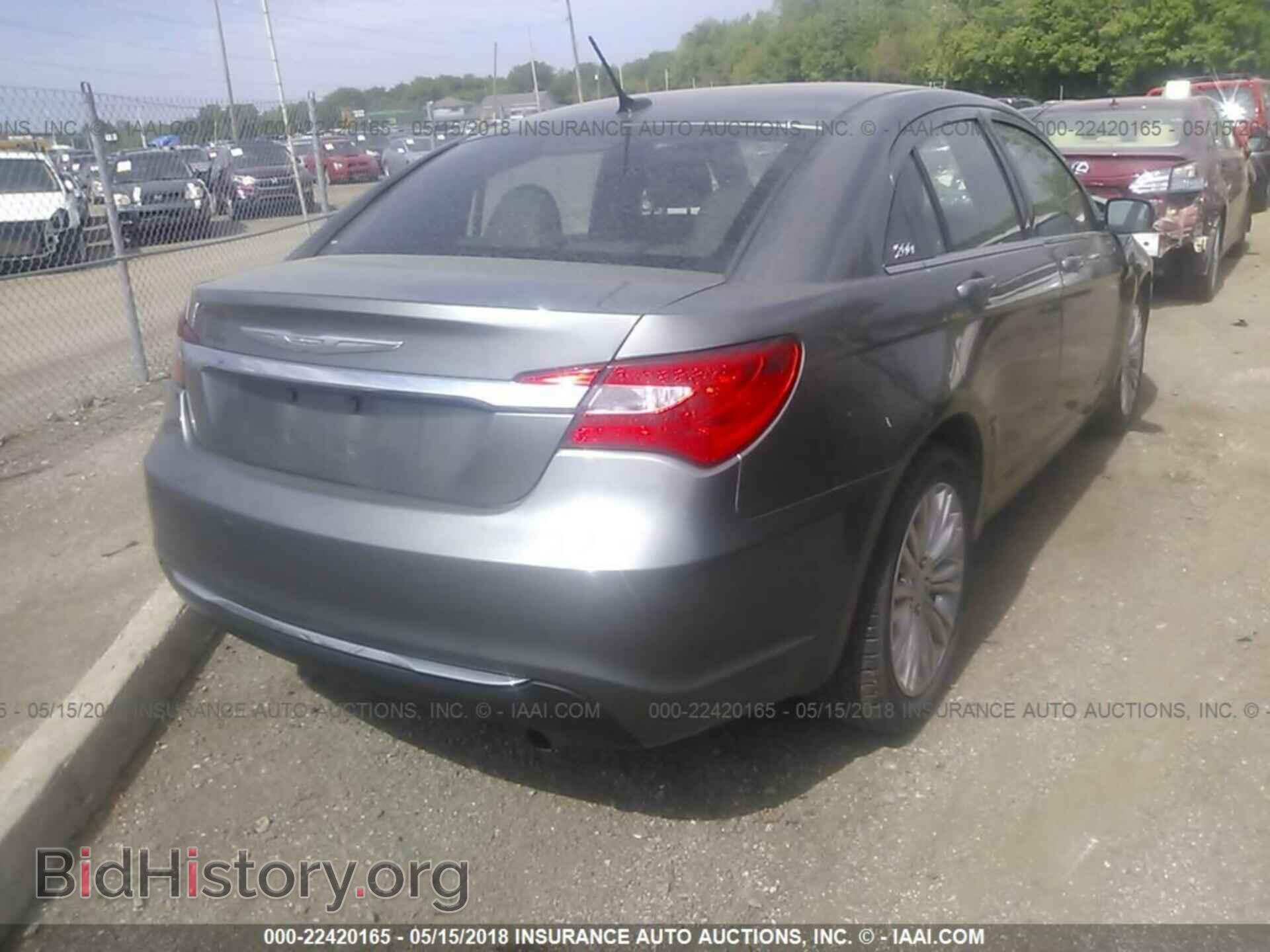 2012 Chrysler 200 - VIN: 1C3CCBAB0CN149309 - Photo 4