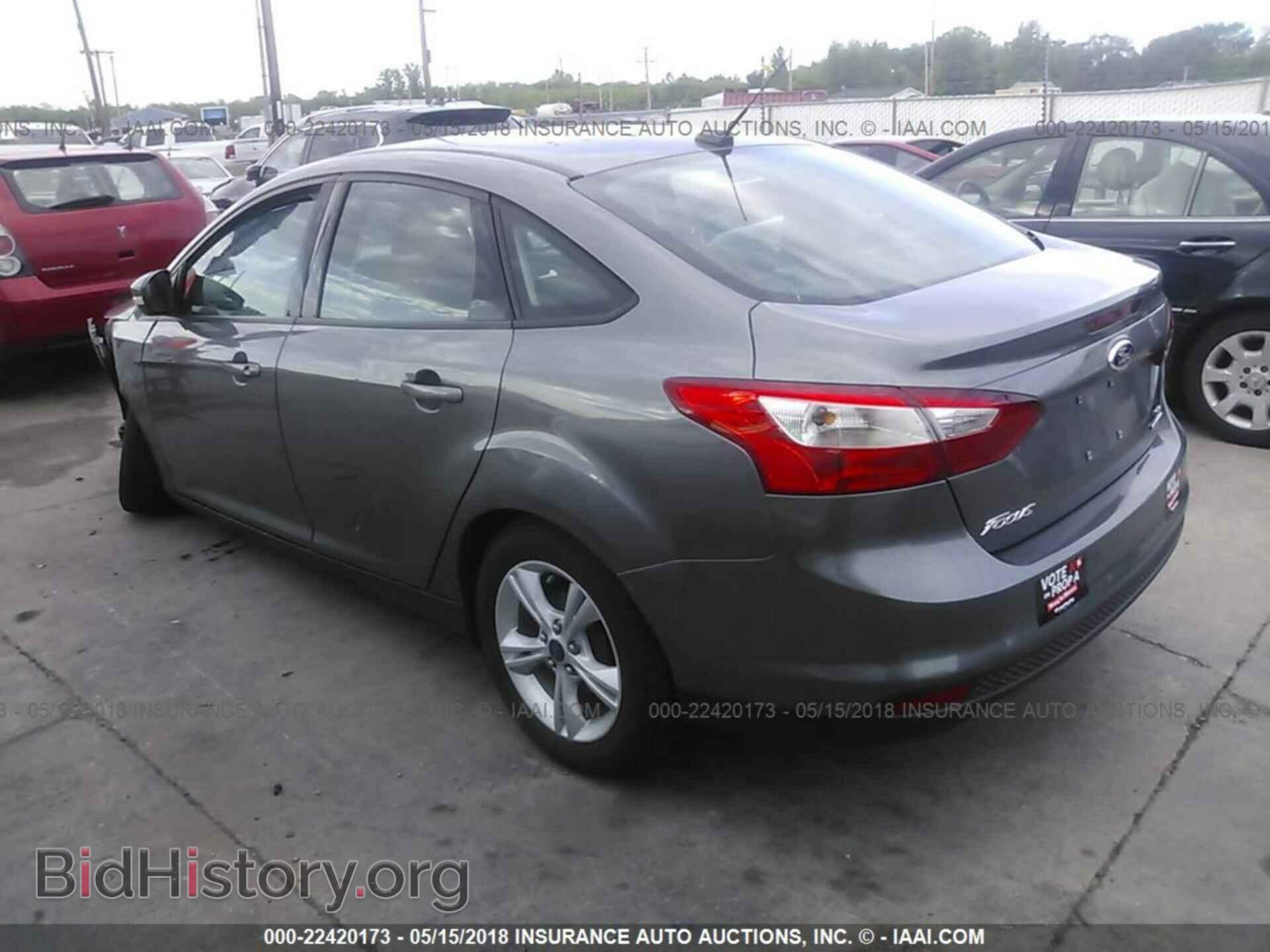 2014 Ford Focus - VIN: 1FADP3F27EL406750 - Photo 3