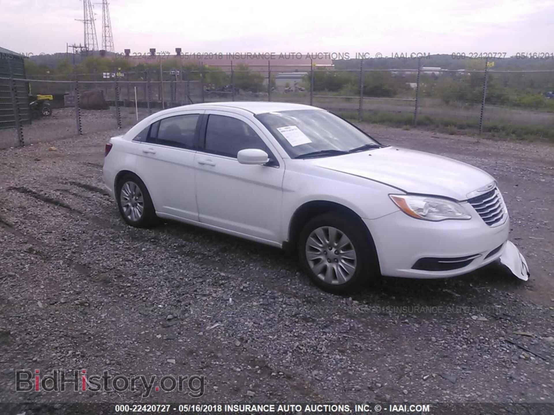 Photo 1C3CCBABXDN624126 - Chrysler 200 2013