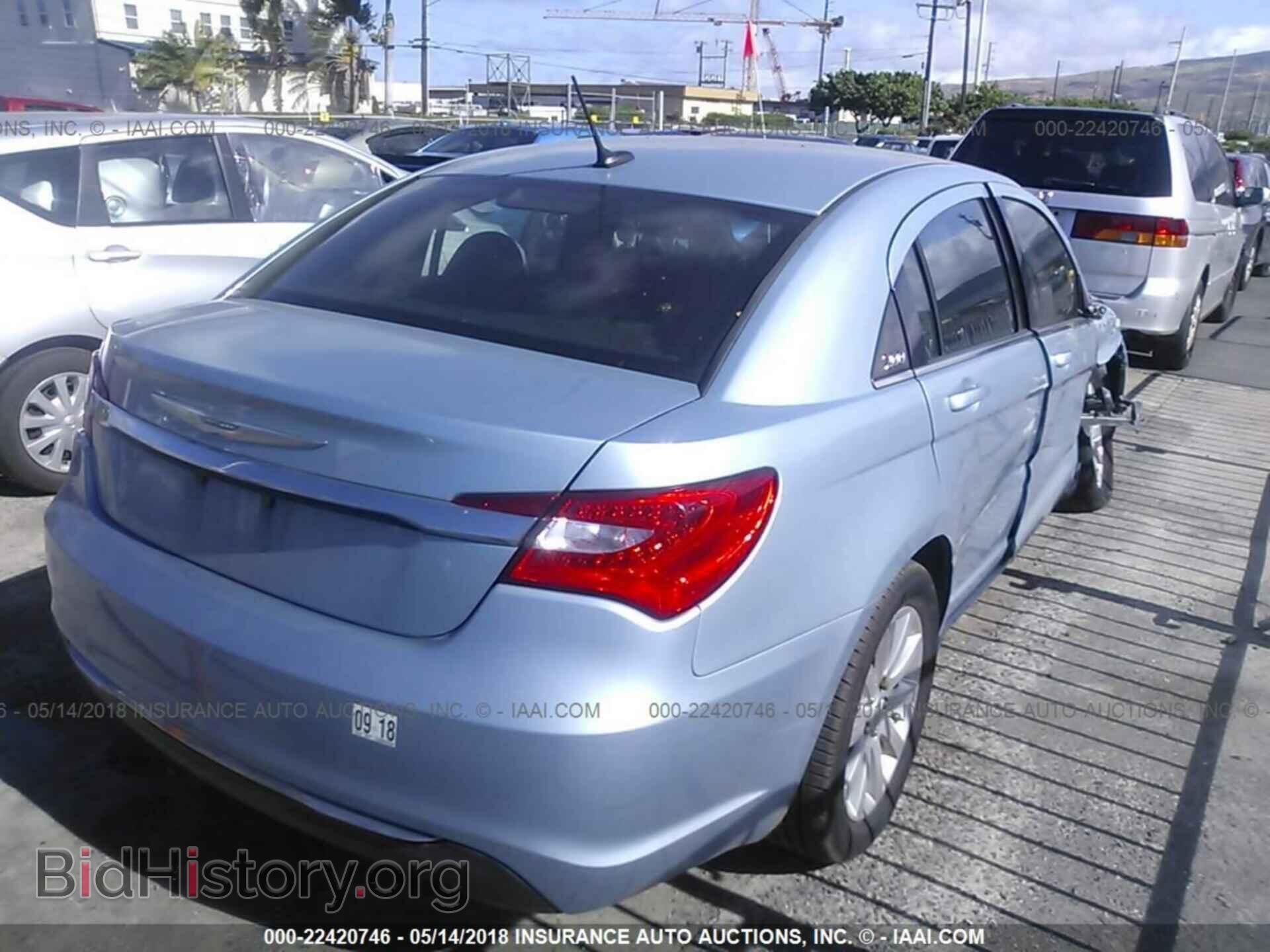 2012 Chrysler 200 - VIN: 1C3CCBBB1CN139869 - Photo 4