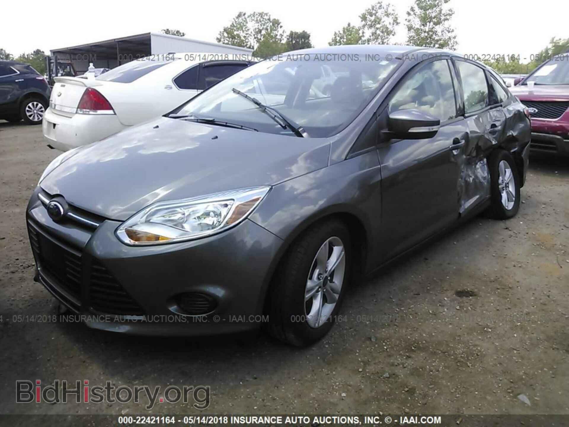 2014 Ford Focus - VIN: 1FADP3F29EL457859 - Photo 2