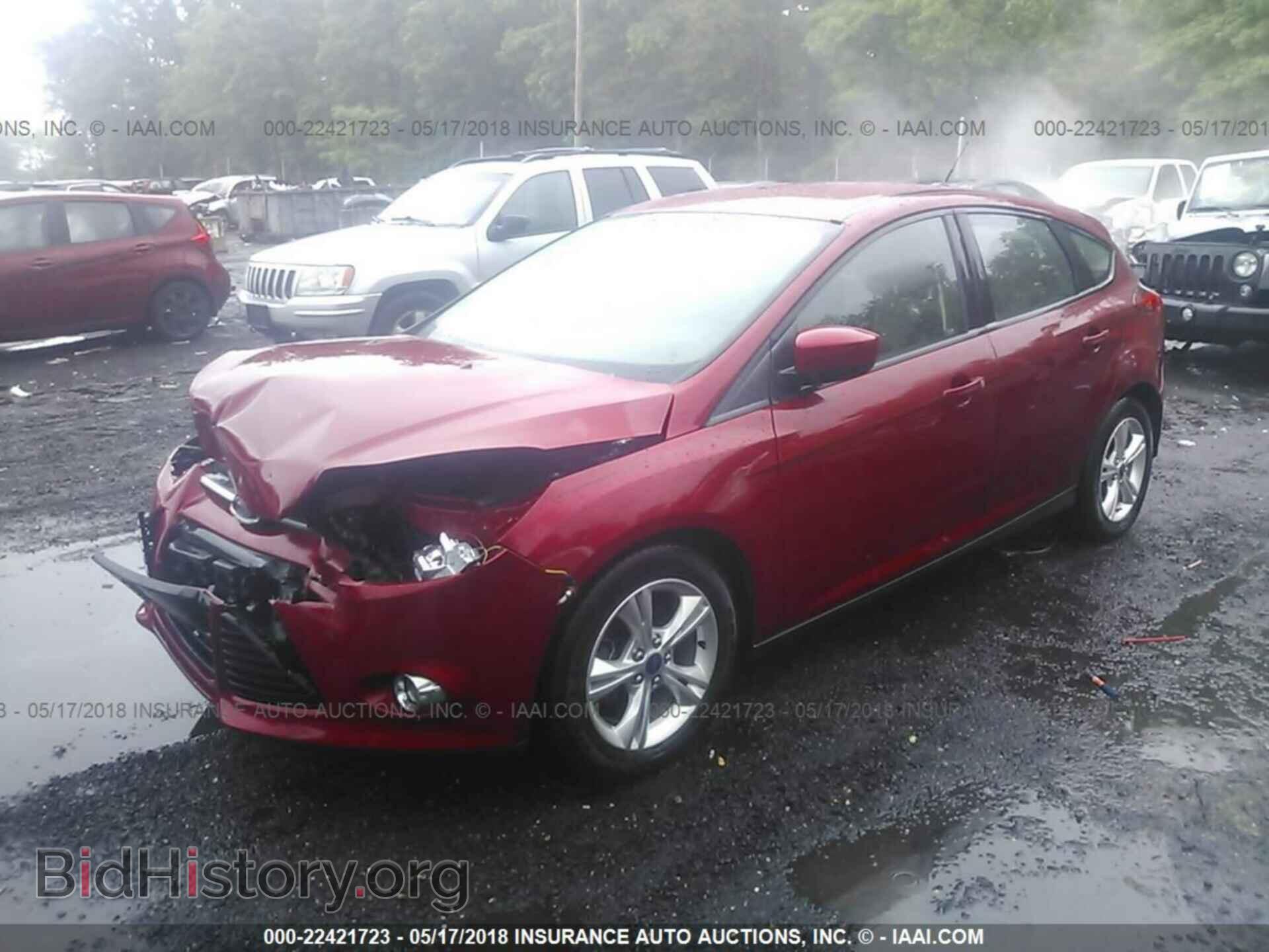 2012 Ford Focus - VIN: 1FAHP3K20CL442333 - Photo 2