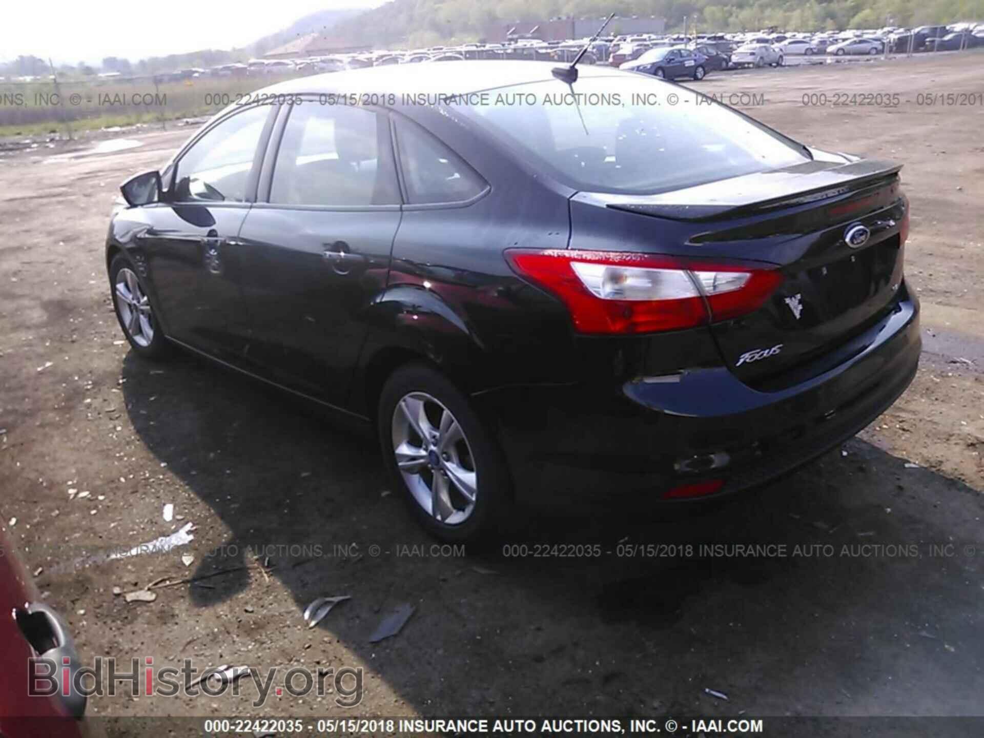 2012 Ford Focus - VIN: 1FAHP3F2XCL304048 - Photo 3