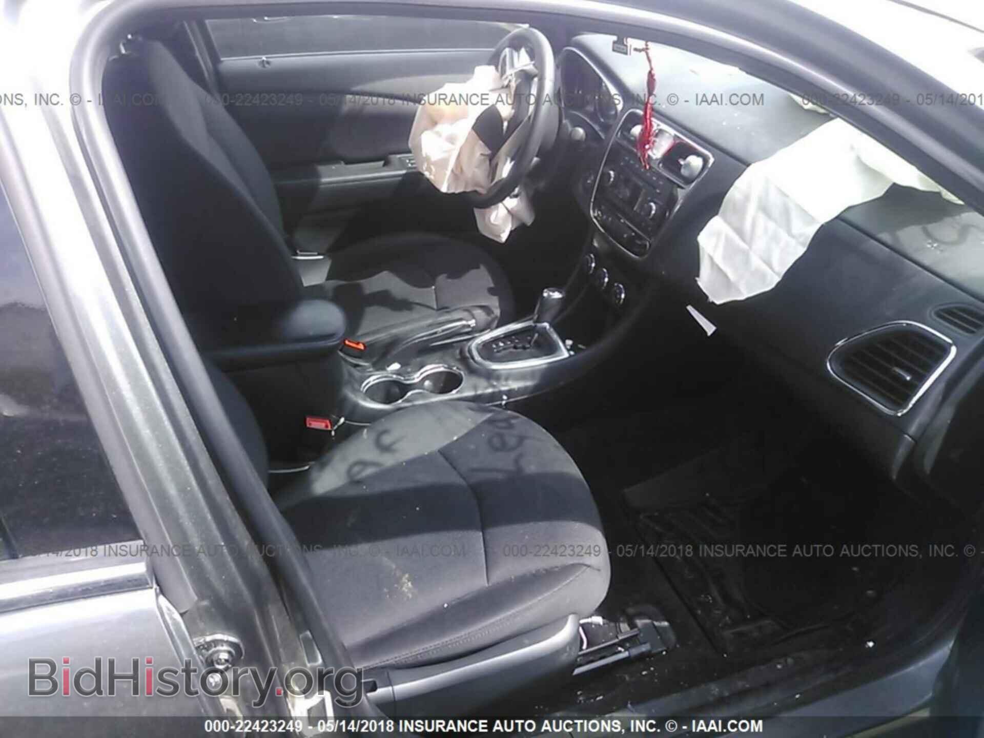 2013 Chrysler 200 - VIN: 1C3CCBBB5DN553495 - Photo 5