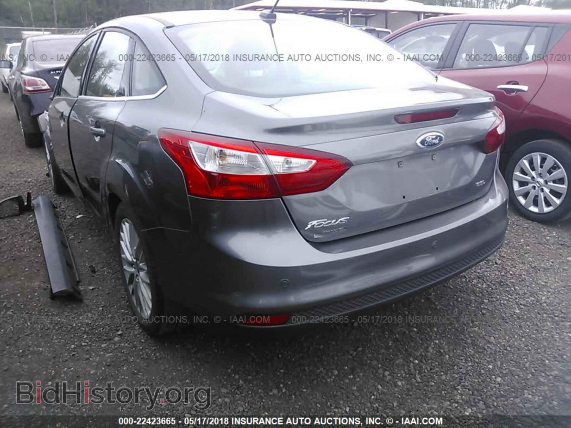 2012 Ford Focus - VIN: 1FAHP3H21CL190177 - Photo 3