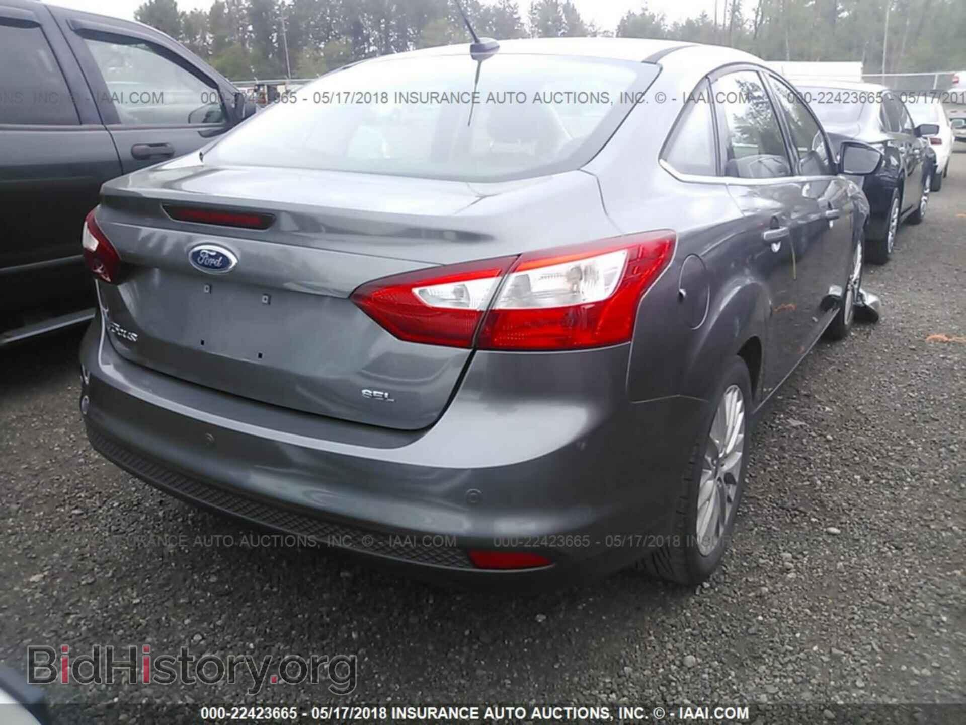 2012 Ford Focus - VIN: 1FAHP3H21CL190177 - Photo 4