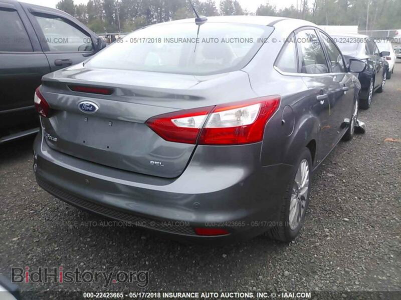 2012 Ford FOCUS (VIN 1FAHP3H21CL190177) — photo 4 of 10