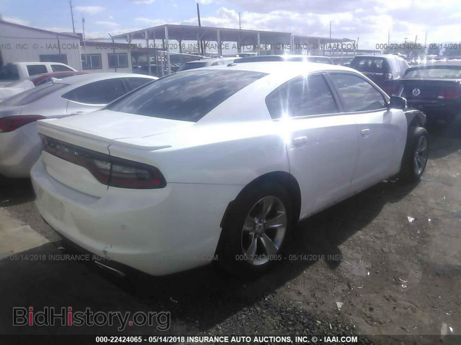2015 Dodge Charger - VIN: 2C3CDXBG3FH928348 - Photo 4
