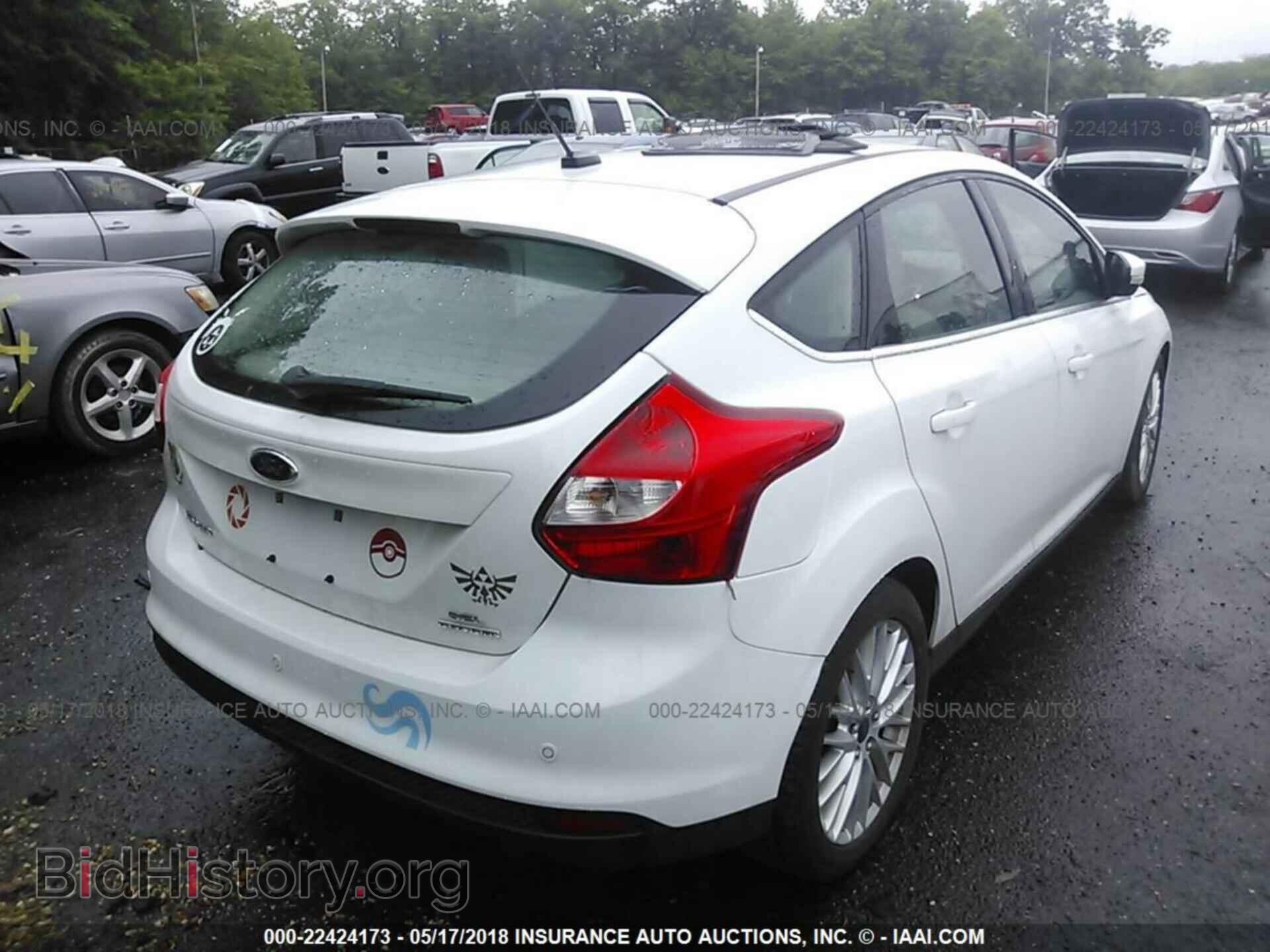 2012 Ford Focus - VIN: 1FAHP3M28CL474704 - Photo 4