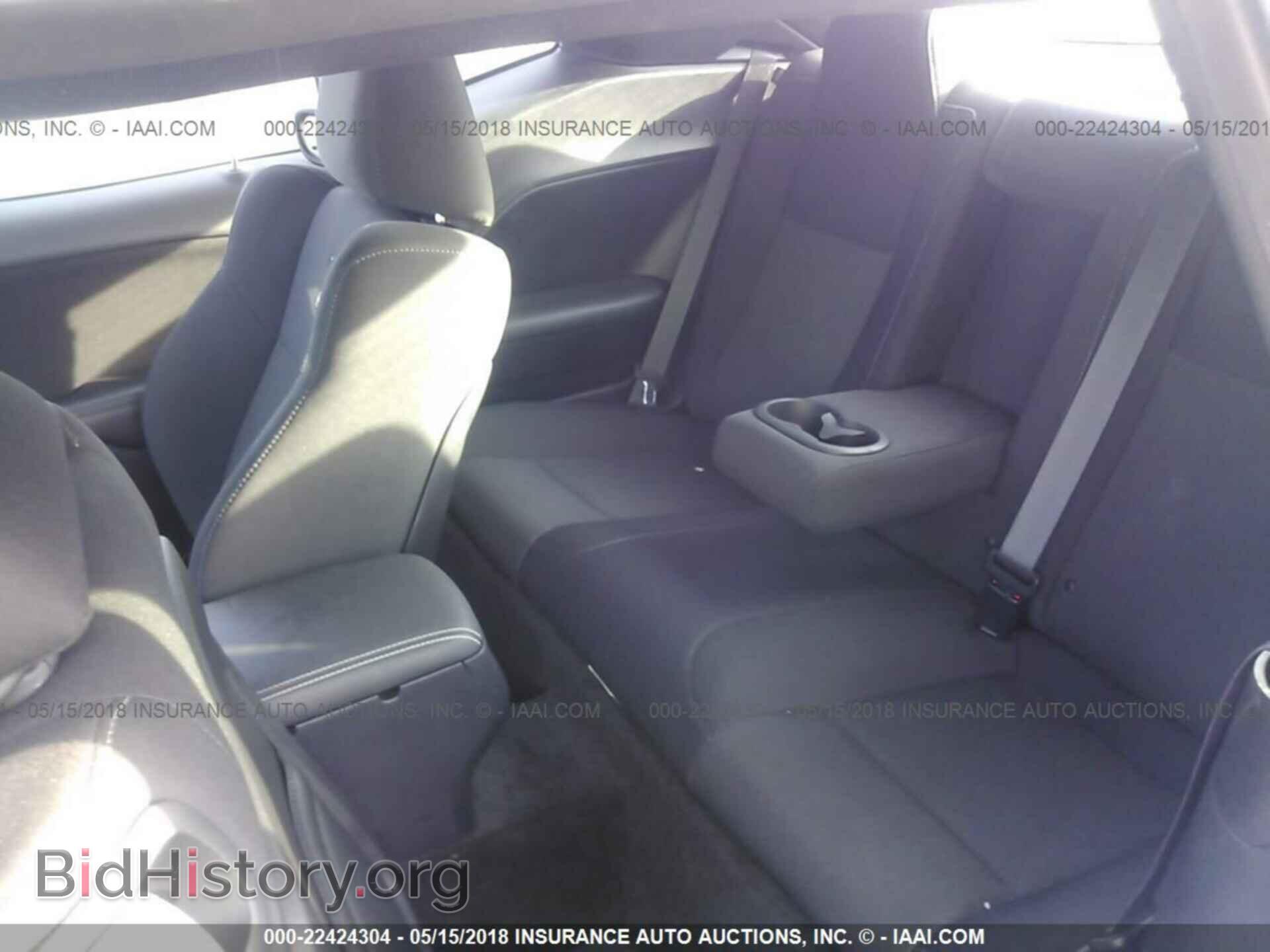 2016 Dodge Challenger - VIN: 2C3CDZFJXGH193371 - Photo 8