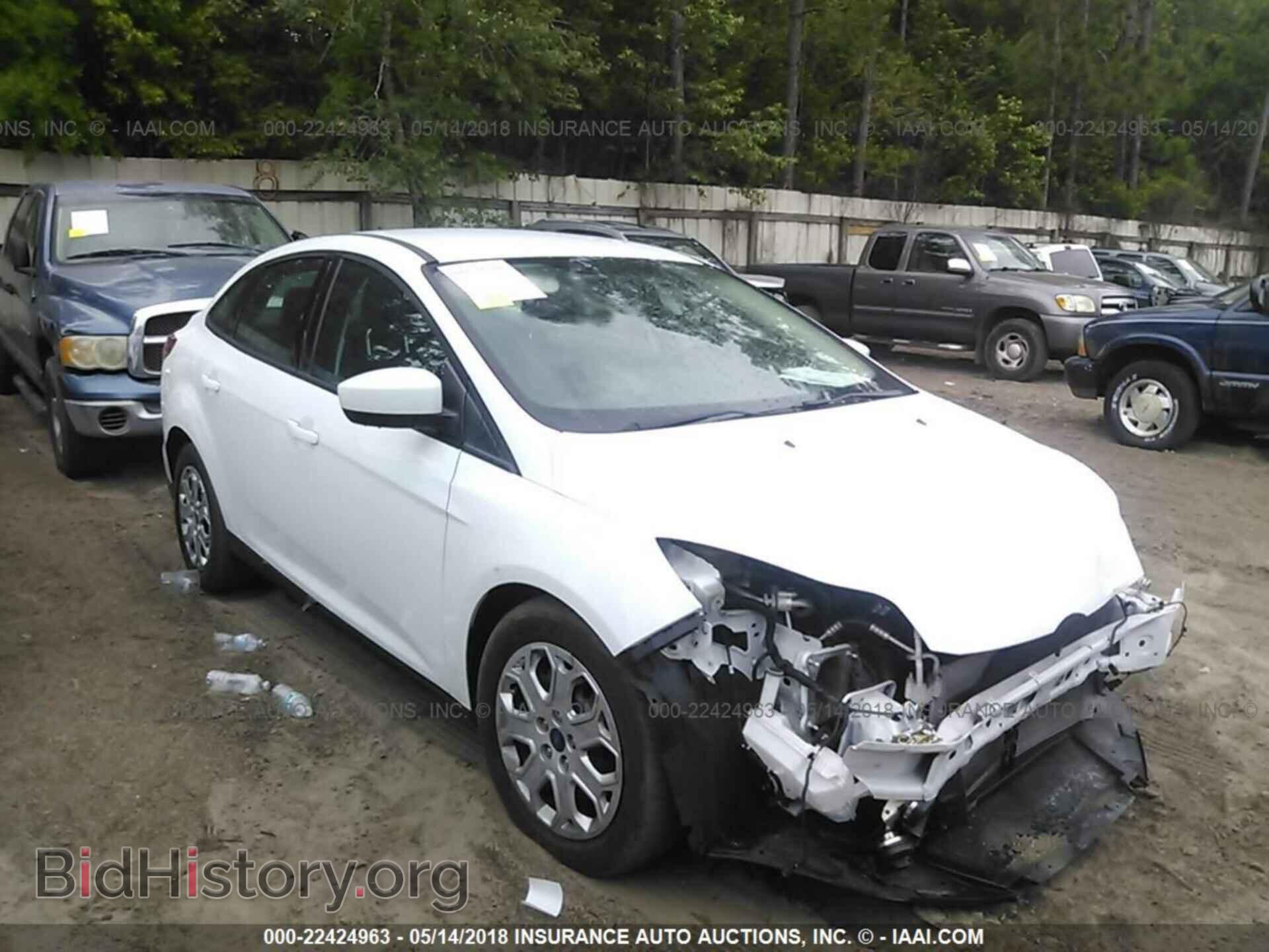 Photo 1FAHP3F21CL270775 - Ford Focus 2012