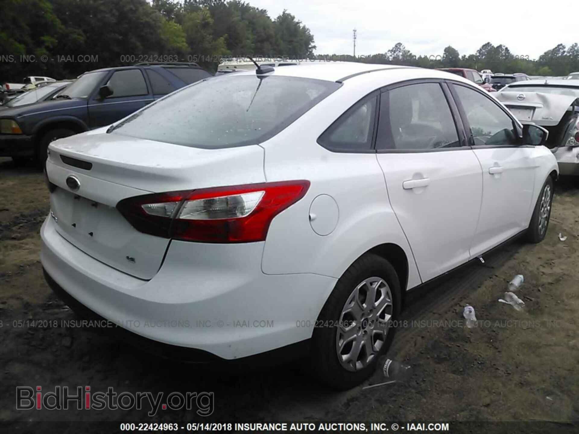 2012 Ford Focus - VIN: 1FAHP3F21CL270775 - Photo 4