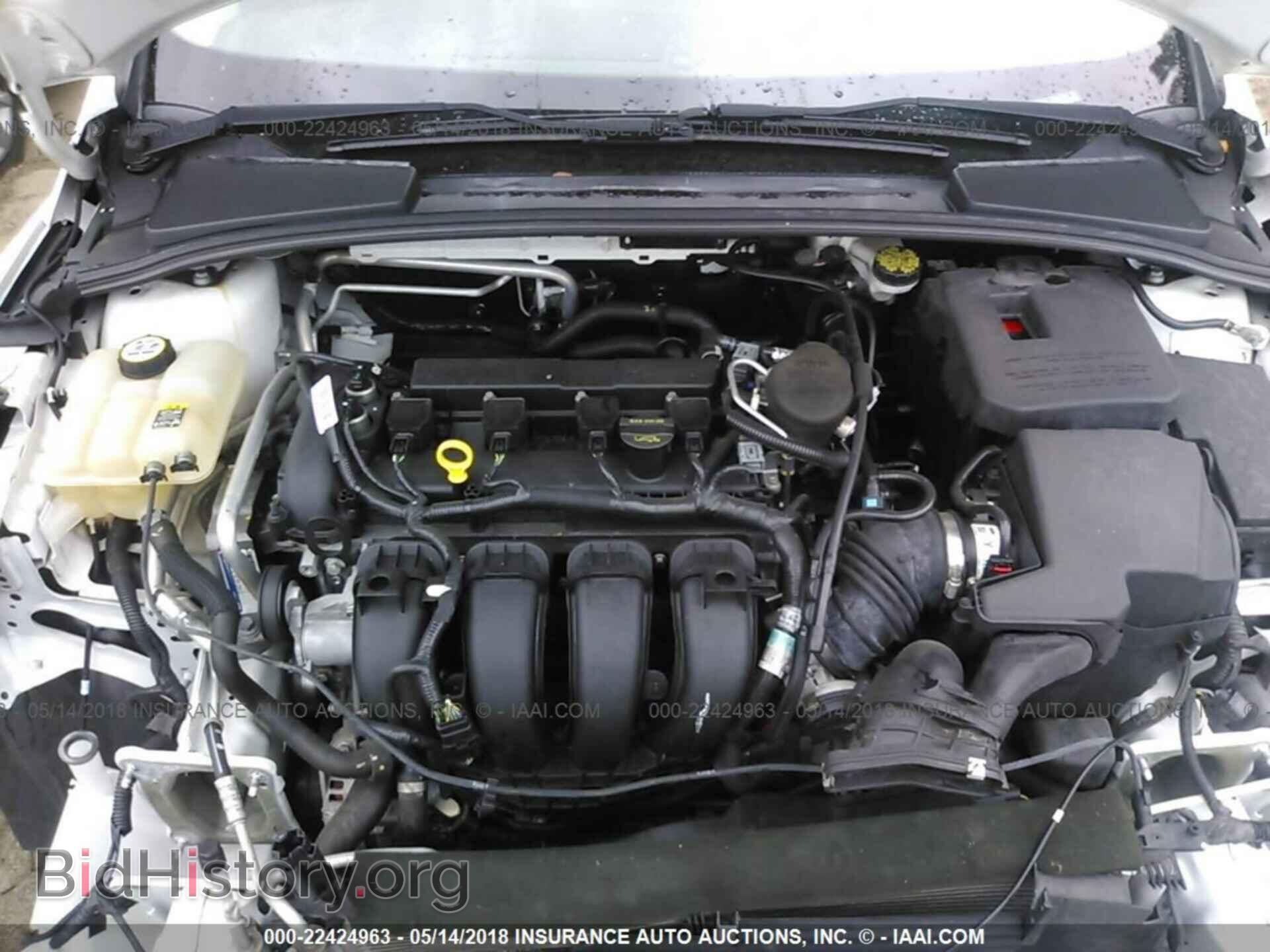 2012 Ford Focus - VIN: 1FAHP3F21CL270775 - Photo 10