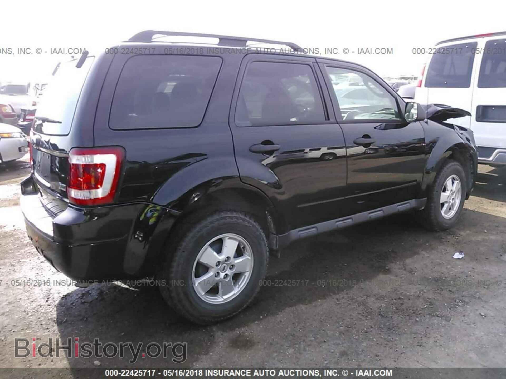 2012 Ford Escape - VIN: 1FMCU9DG5CKC73663 - Фото 4