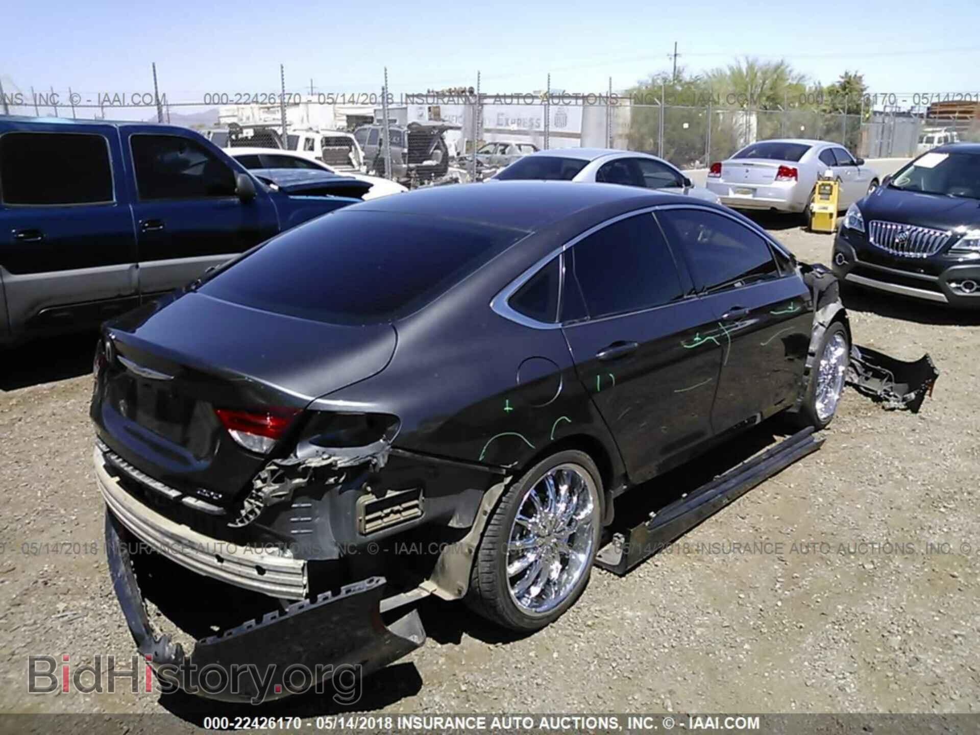 2015 Chrysler 200 - VIN: 1C3CCCAB4FN721525 - Photo 4