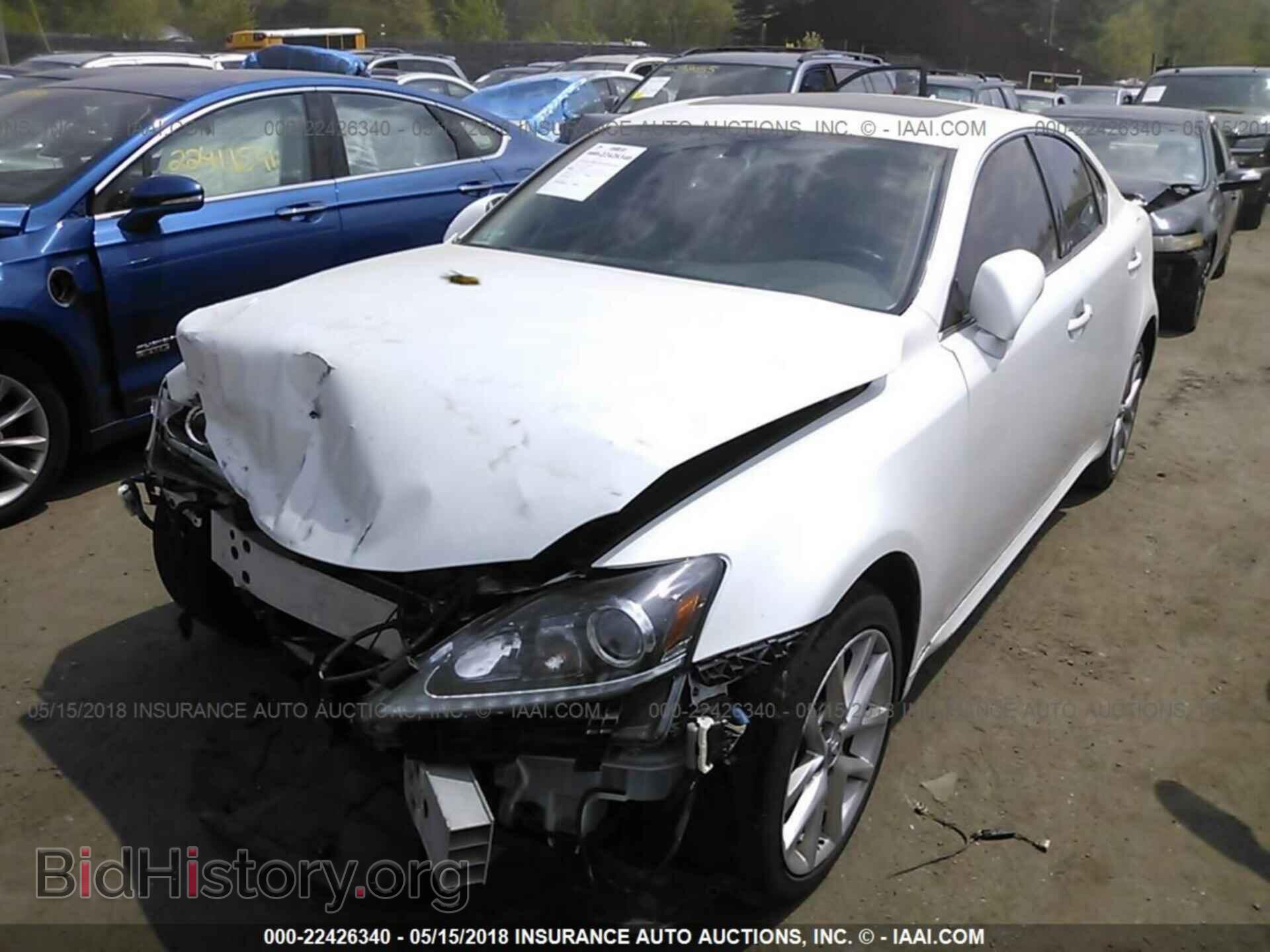 2013 Lexus Is - VIN: JTHCF5C27D2036072 - Photo 2