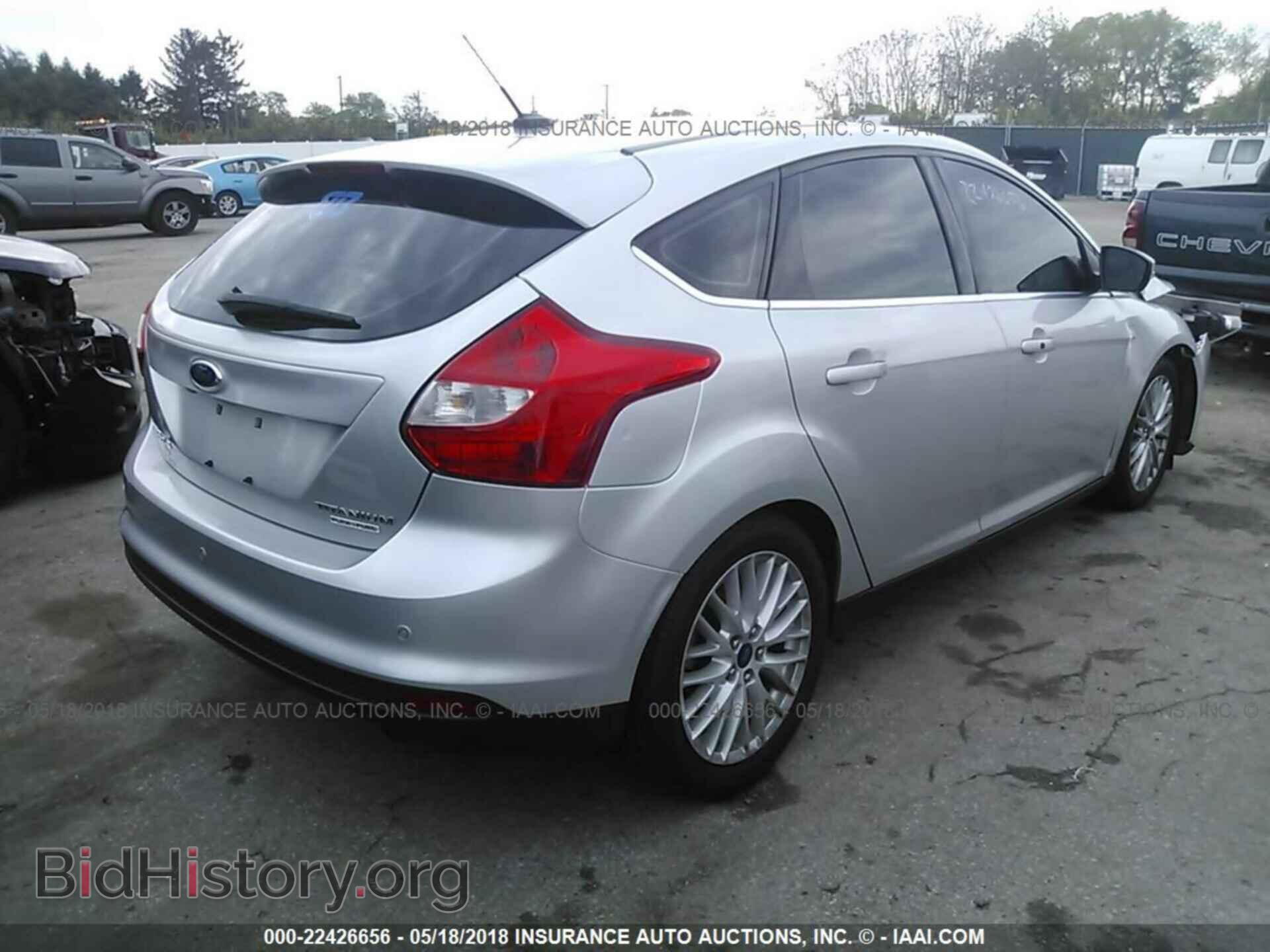 2014 Ford Focus - VIN: 1FADP3N2XEL263617 - Photo 4