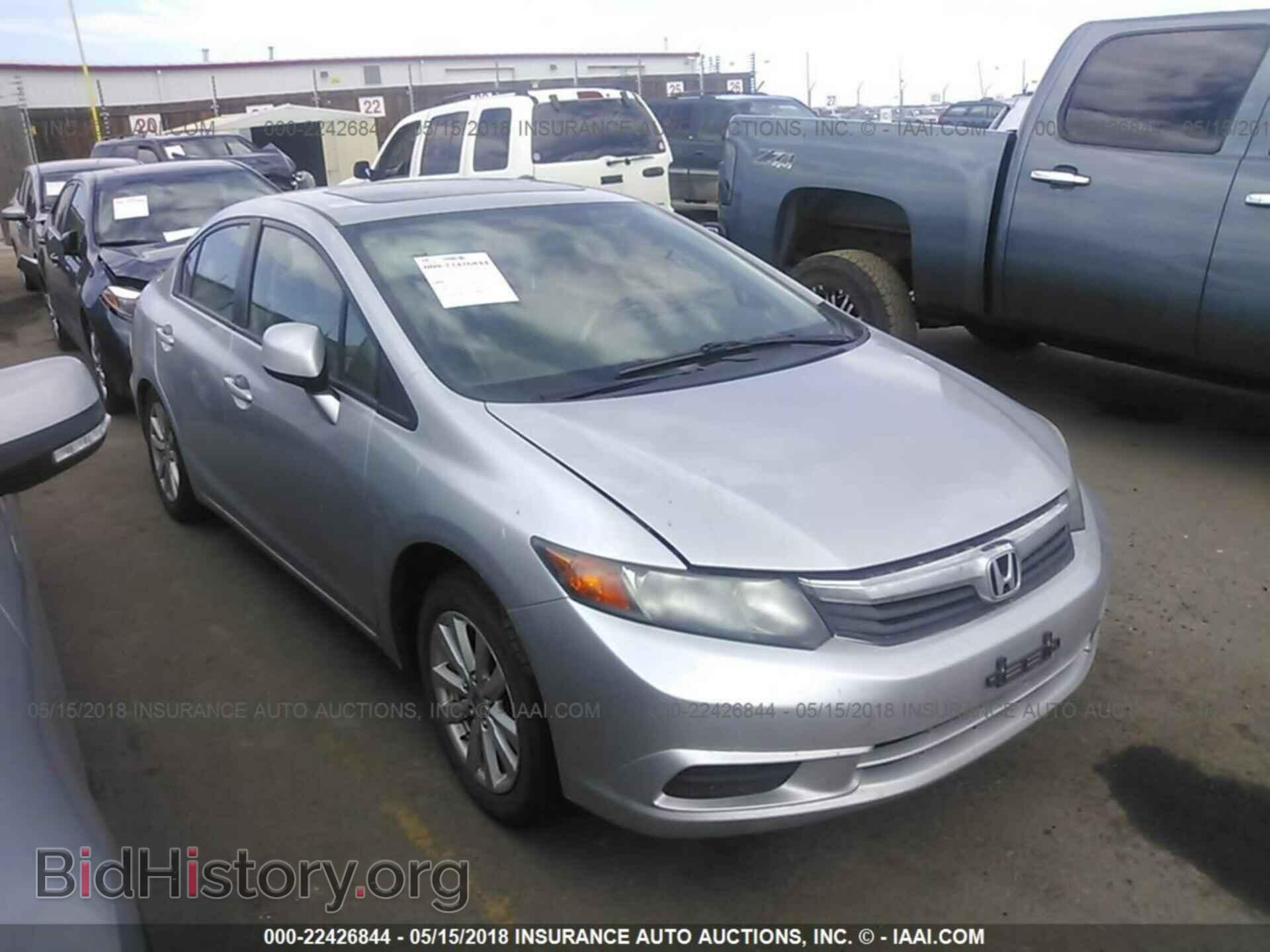2012 Honda CIVIC (VIN 2HGFB2F96CH505578) — фото 1 из 10, IAAI, повреждение: левый бок