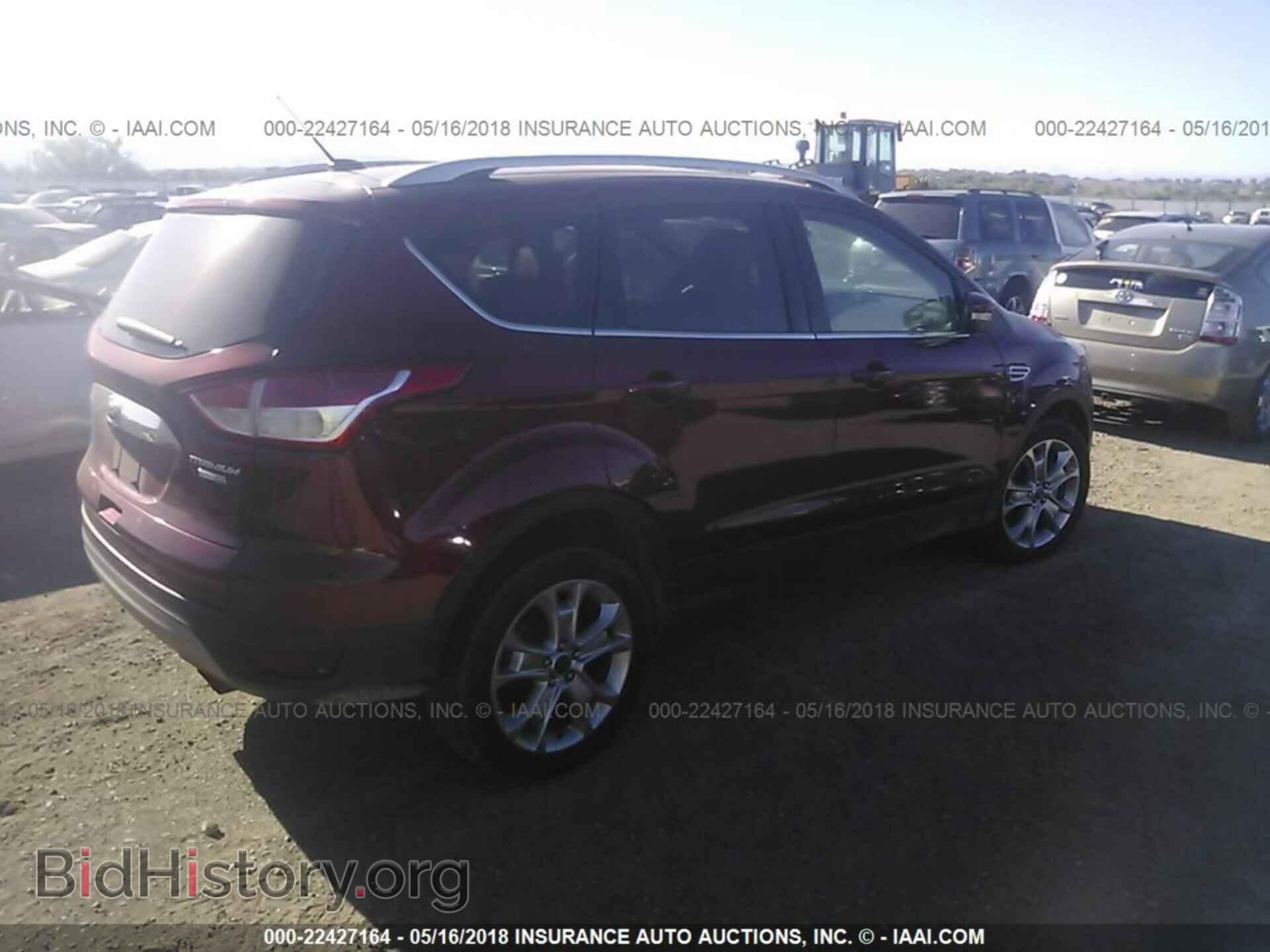 2014 Ford Escape - VIN: 1FMCU9J90EUB98349 - Photo 4