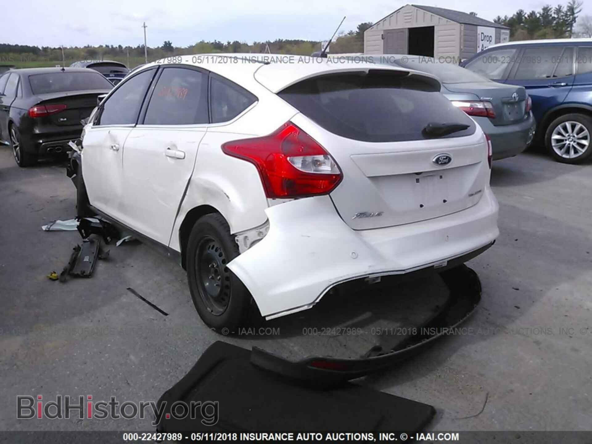 2012 Ford Focus - VIN: 1FAHP3N20CL264662 - Photo 3