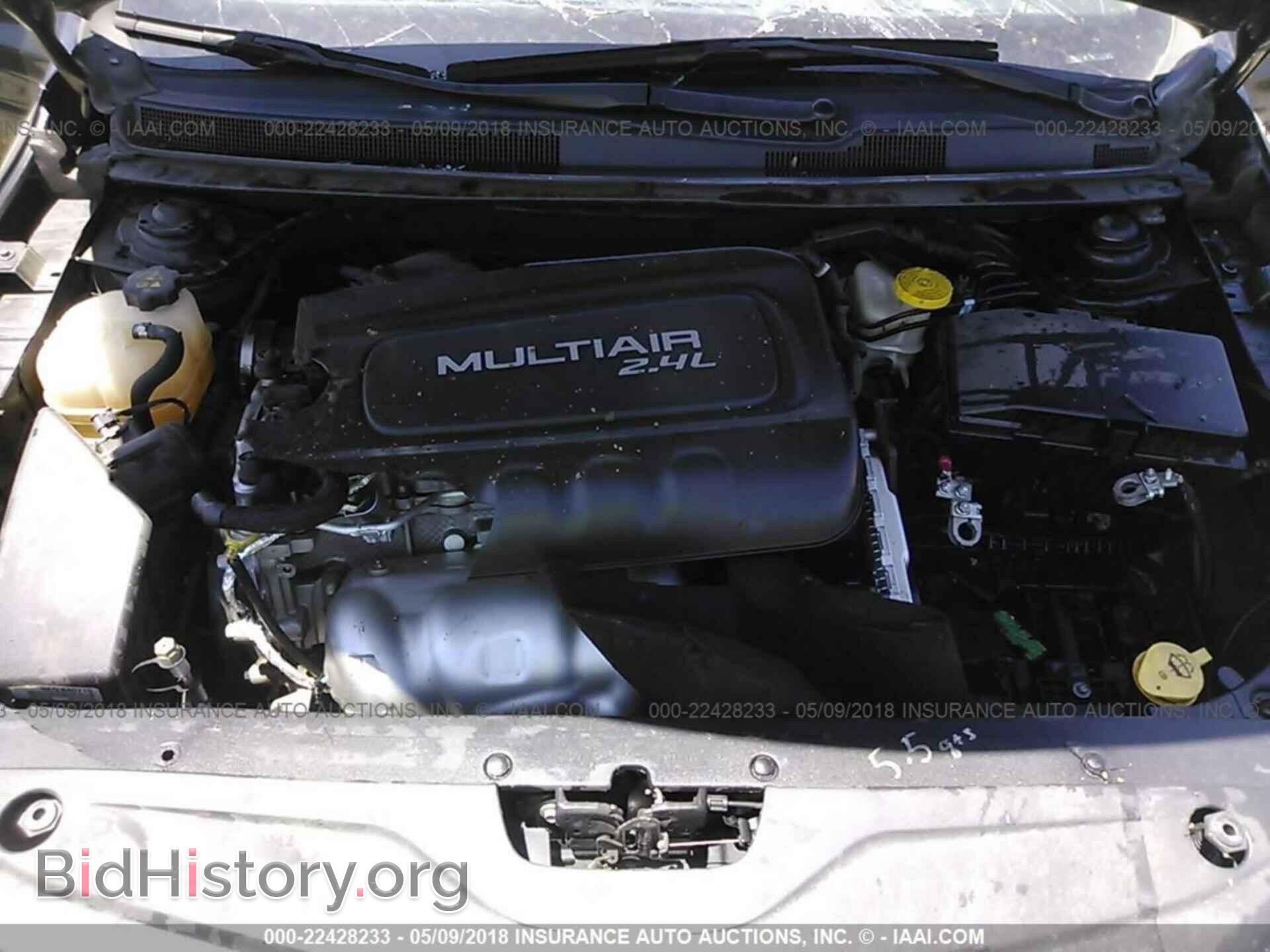 2015 Chrysler 200 - VIN: 1C3CCCAB7FN595676 - Photo 10