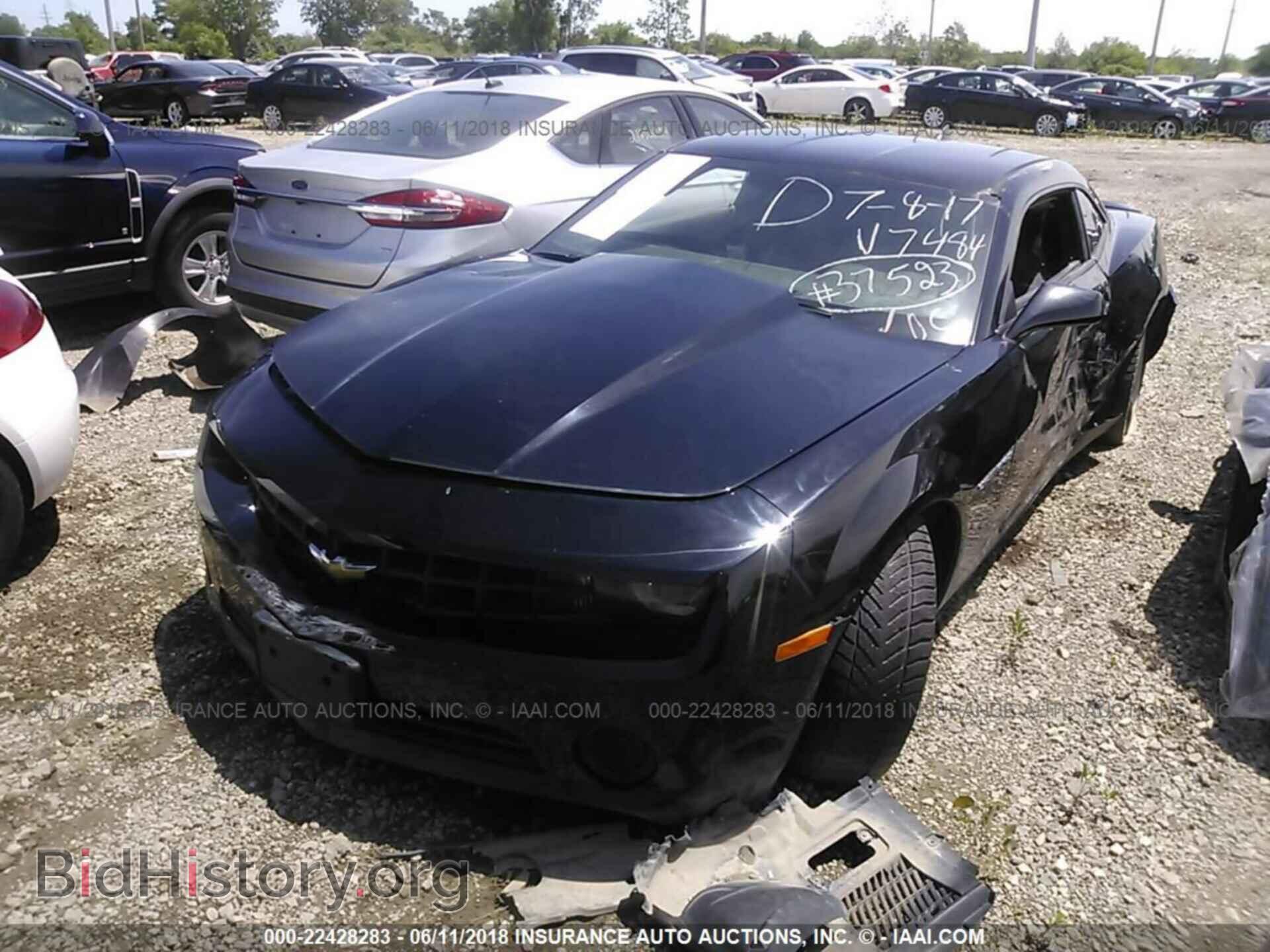 2013 Chevrolet Camaro - VIN: 2G1FA1E32D9157484 - Фото 2