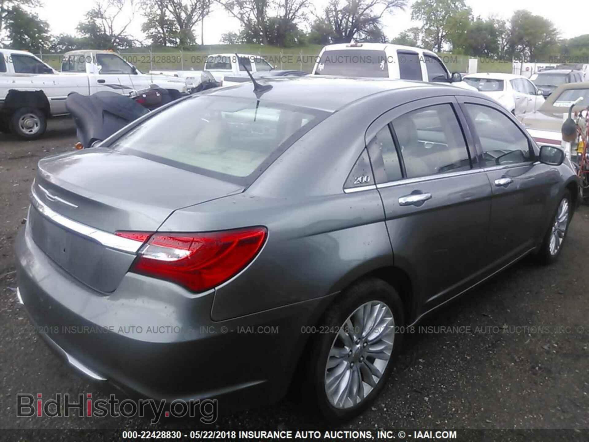 2011 CHRYSLER 200 - VIN: 1C3BC2FB5BN611544 - Photo 4