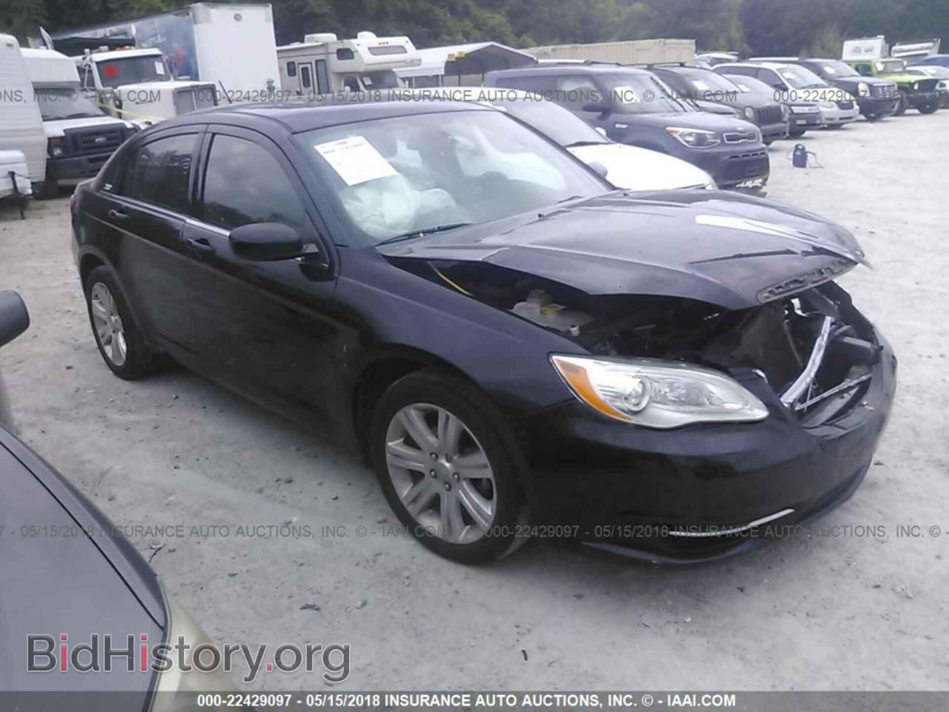 Photo 1C3CCBAB7DN705259 - Chrysler 200 2013
