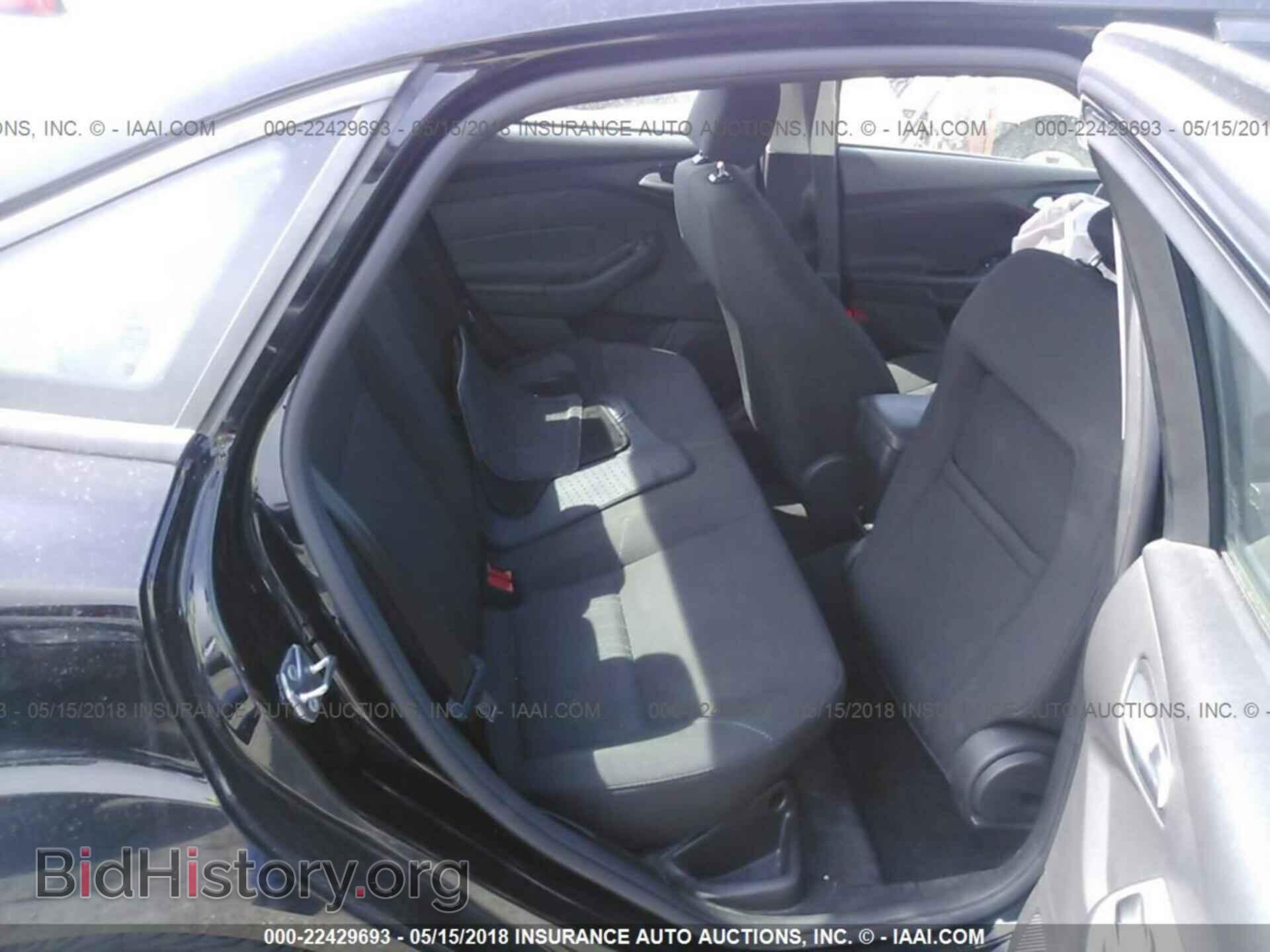 2017 Ford Focus - VIN: 1FADP3FE2HL309843 - Фото 8
