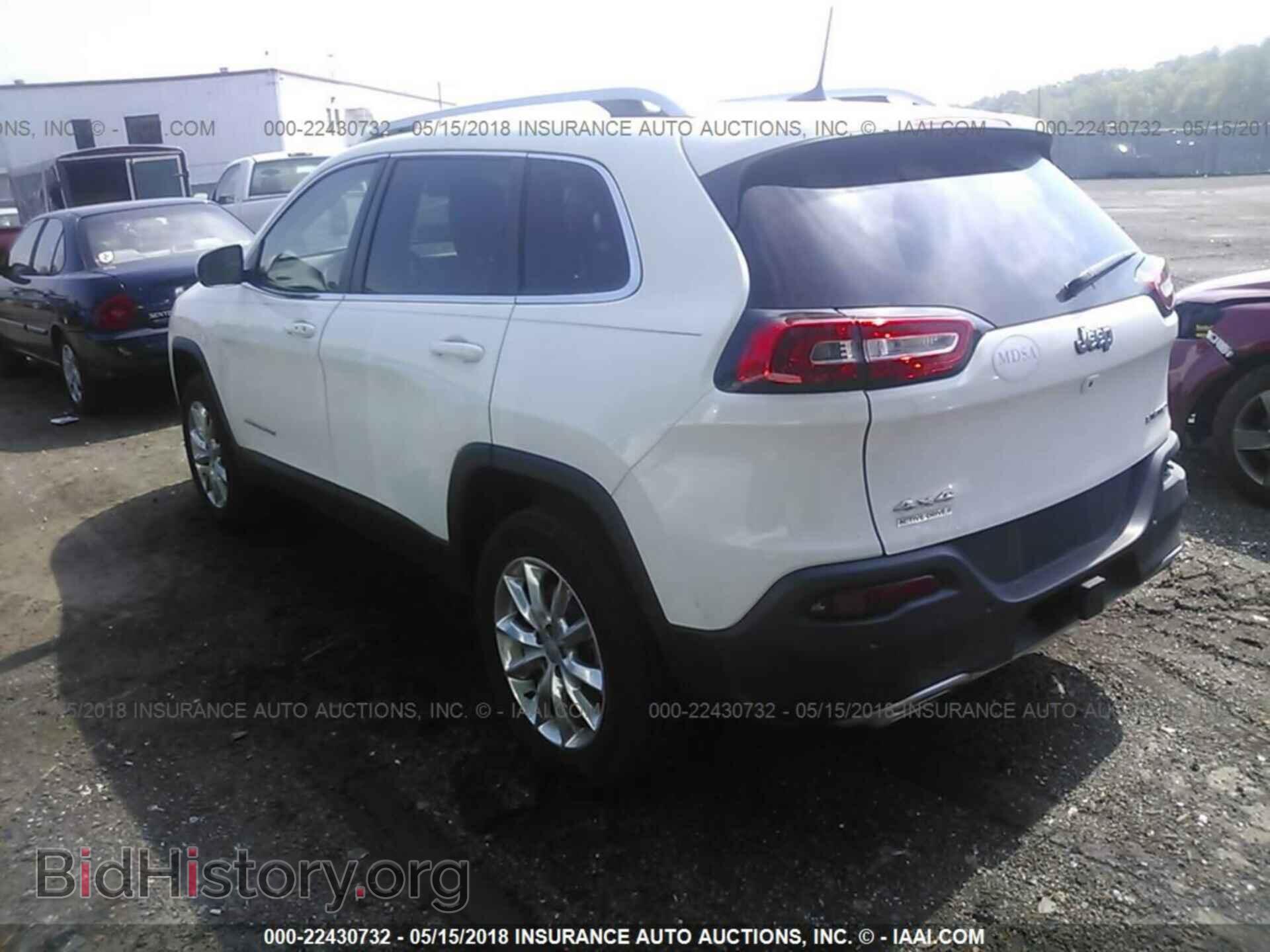 2017 Jeep Cherokee - VIN: 1C4PJMDS2HW614975 - Photo 3