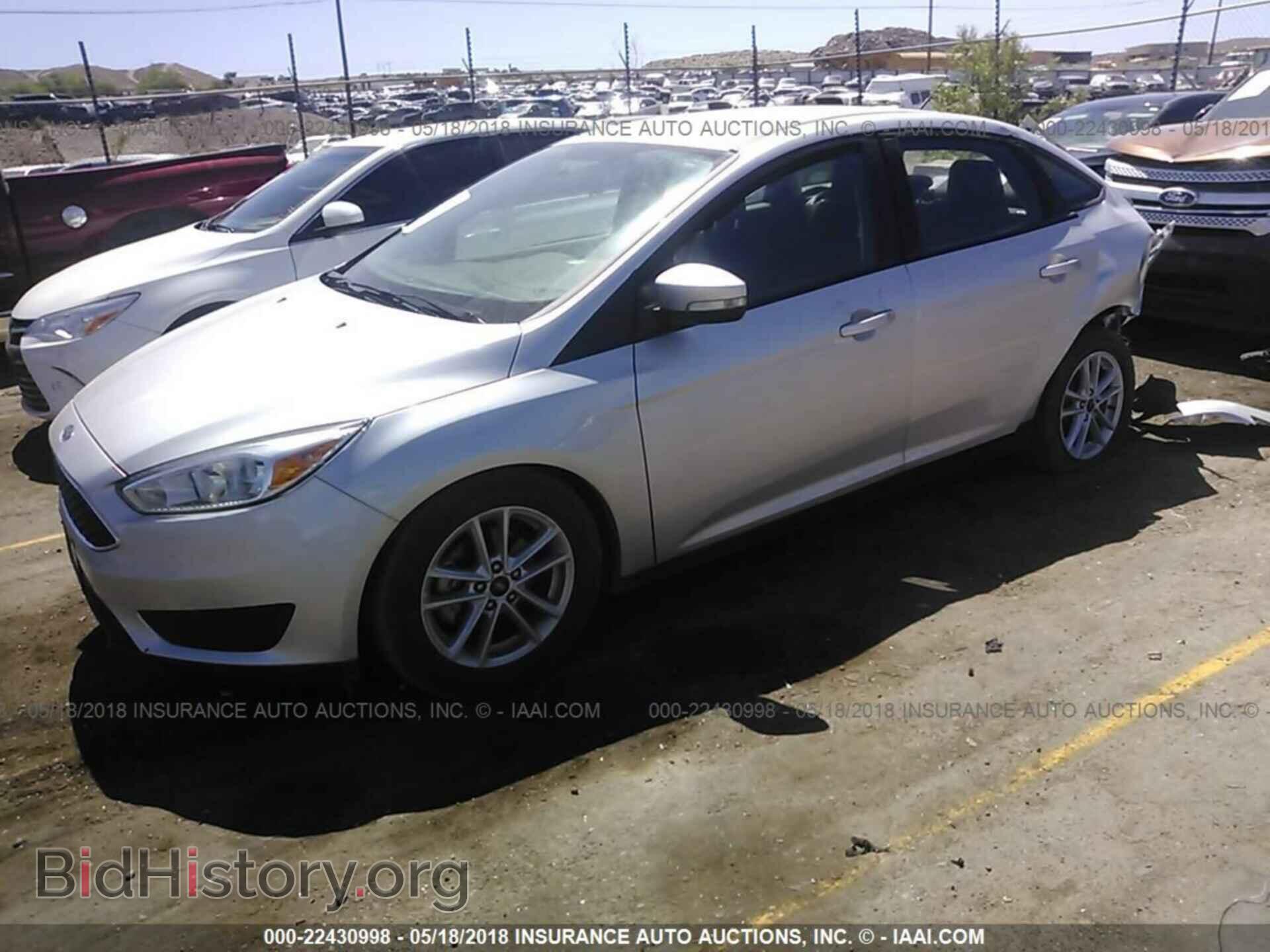 2016 Ford Focus - VIN: 1FADP3F26GL360752 - Фото 2