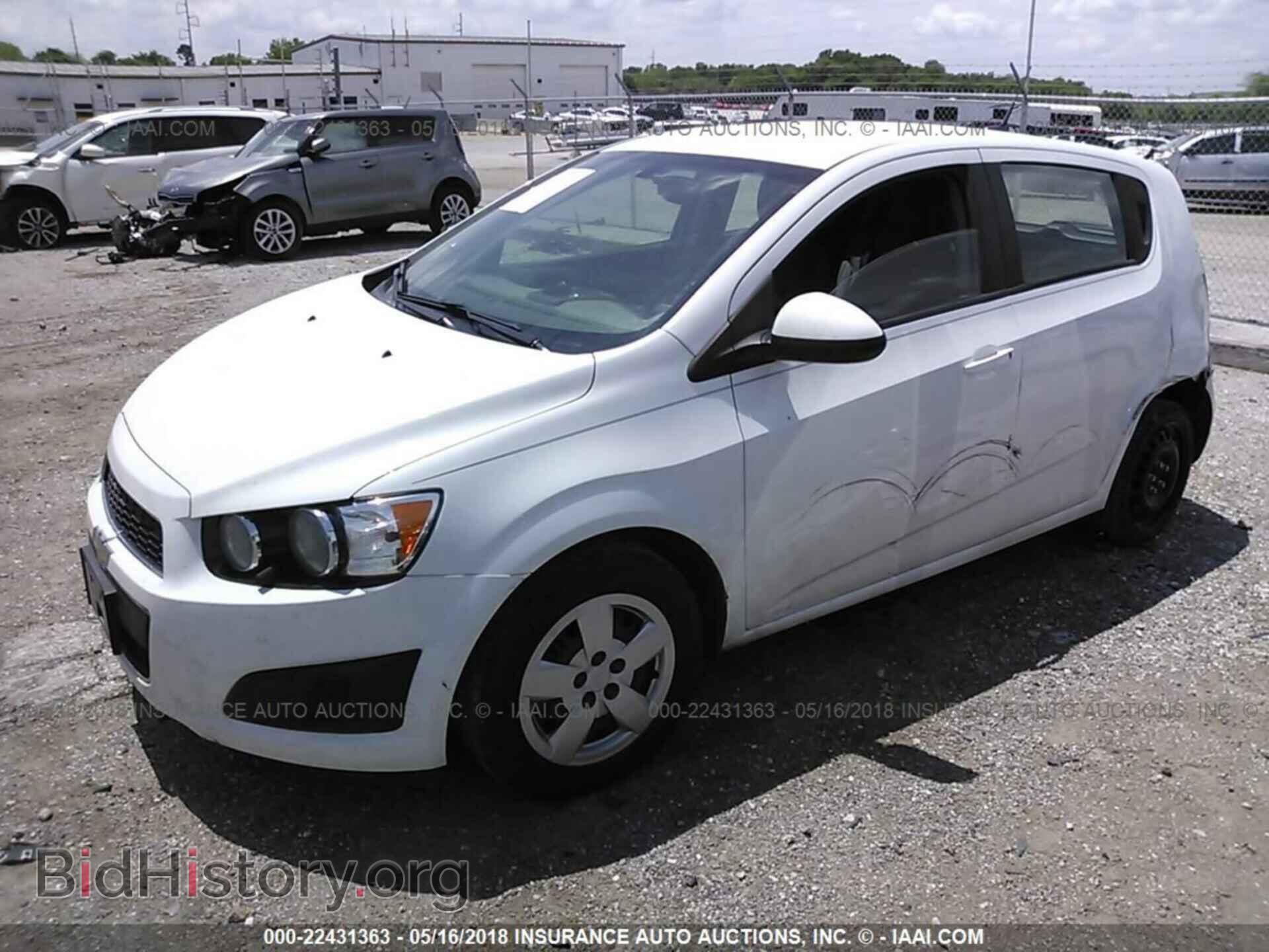 2014 Chevrolet Sonic - VIN: 1G1JB6SH4E4107419 - Фото 2