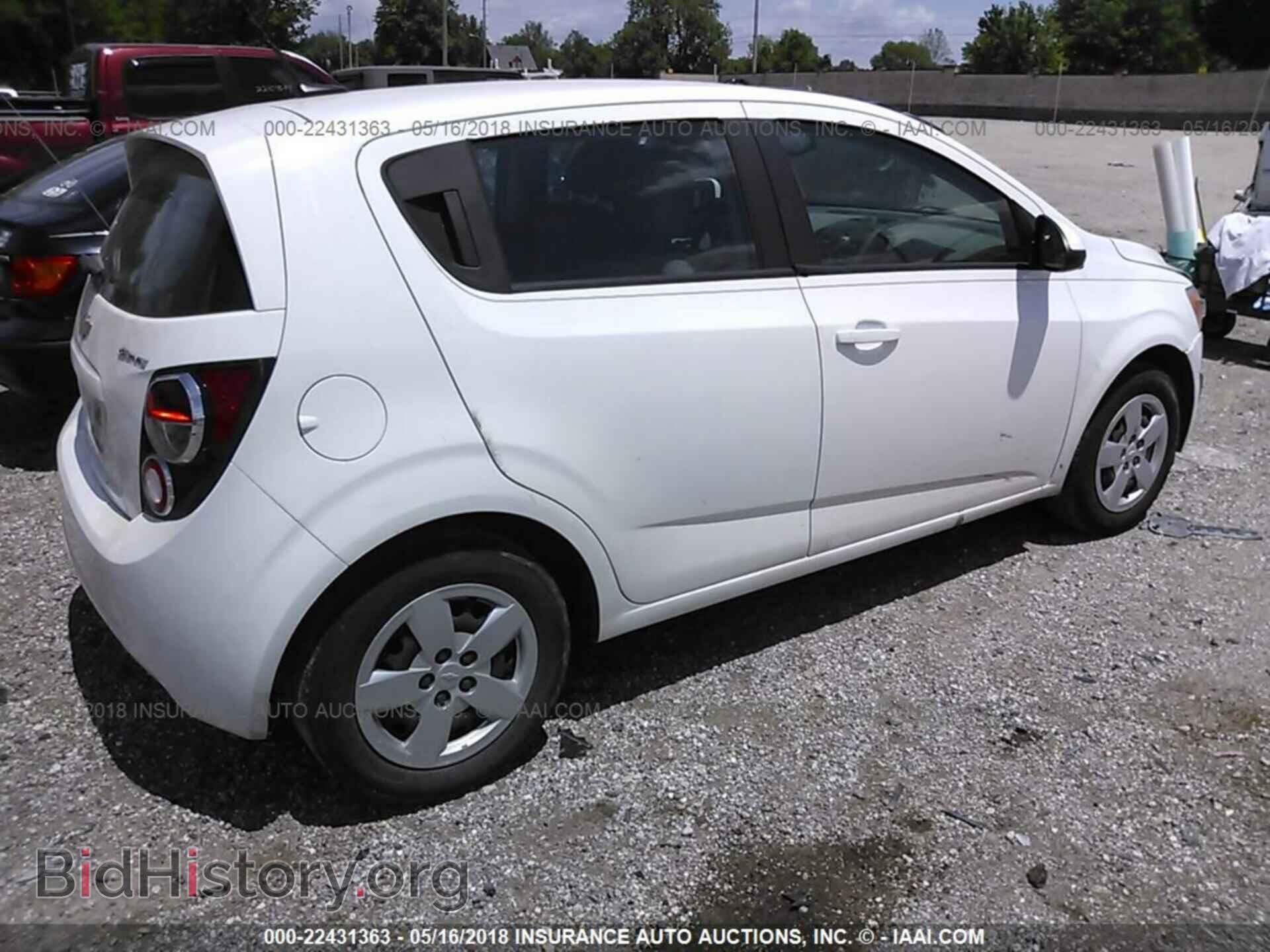 2014 Chevrolet Sonic - VIN: 1G1JB6SH4E4107419 - Фото 4