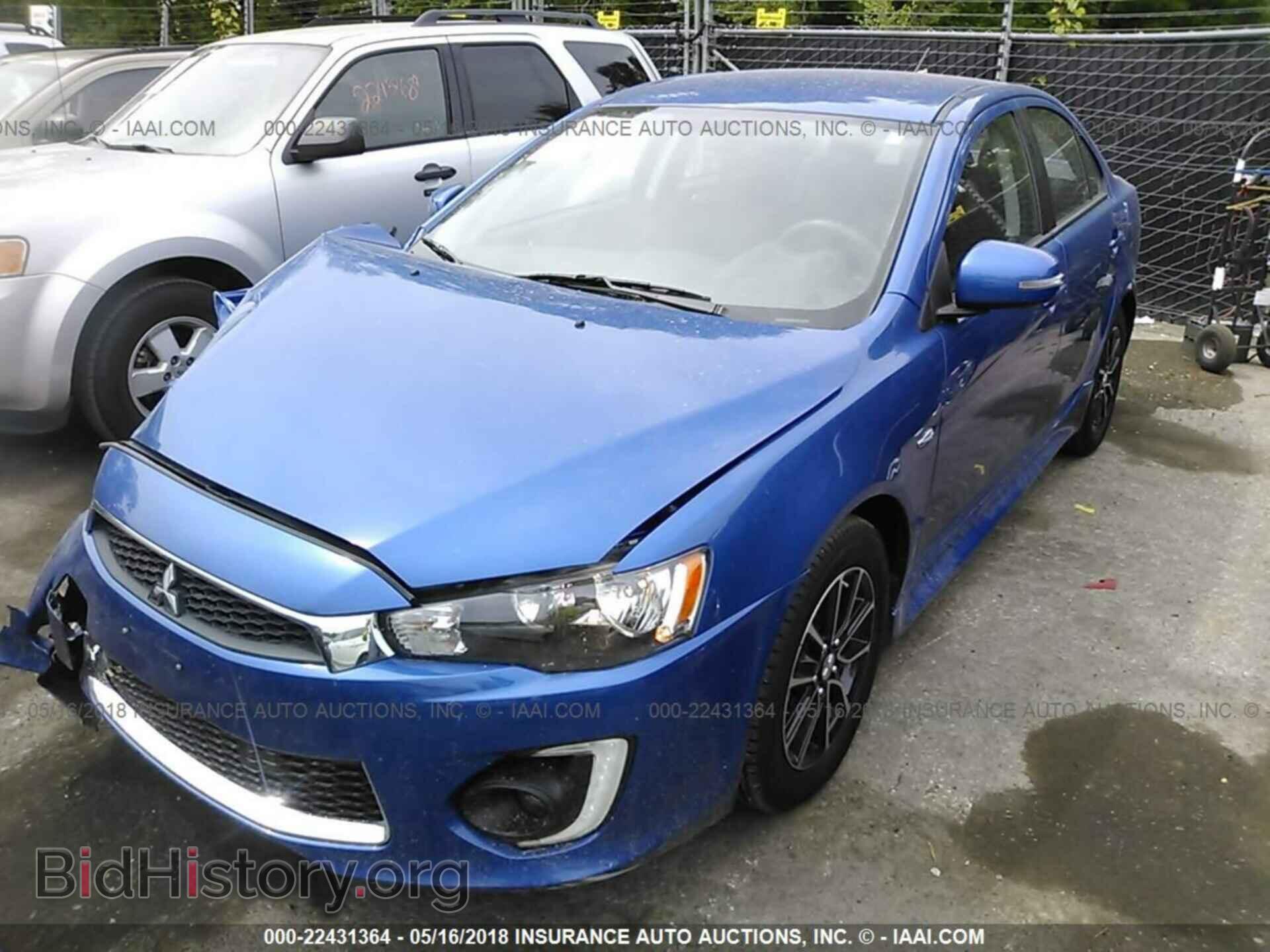 2017 Mitsubishi Lancer - VIN: JA32V2FW8HU003877 - Фото 2