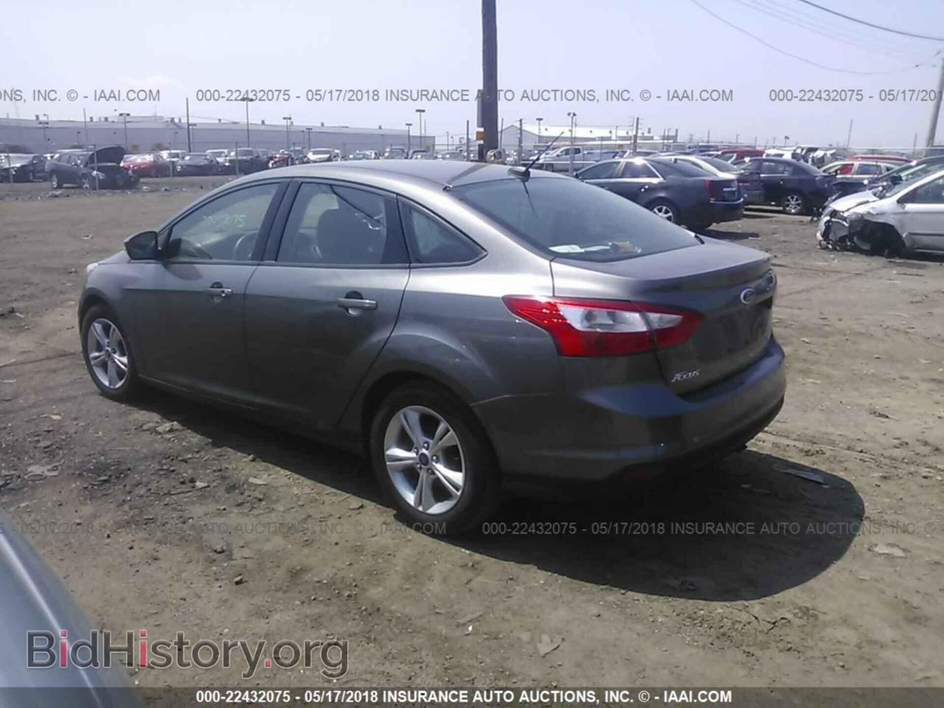 2013 Ford Focus - VIN: 1FADP3F22DL342762 - Photo 3