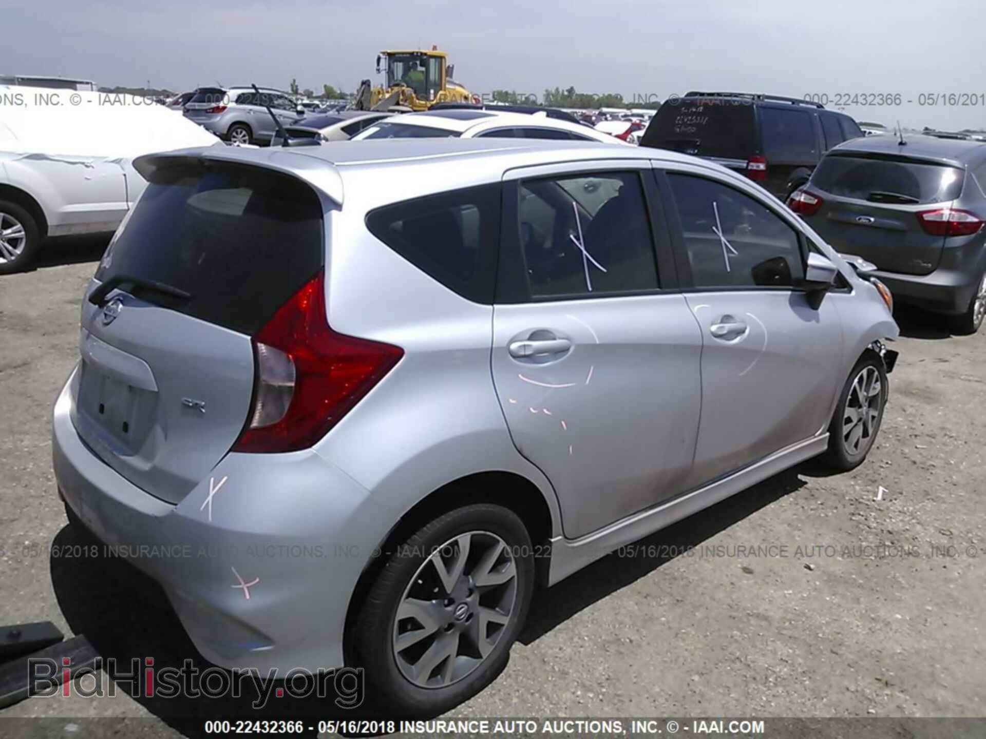 2016 Nissan Versa note - VIN: 3N1CE2CP8GL409110 - Фото 4