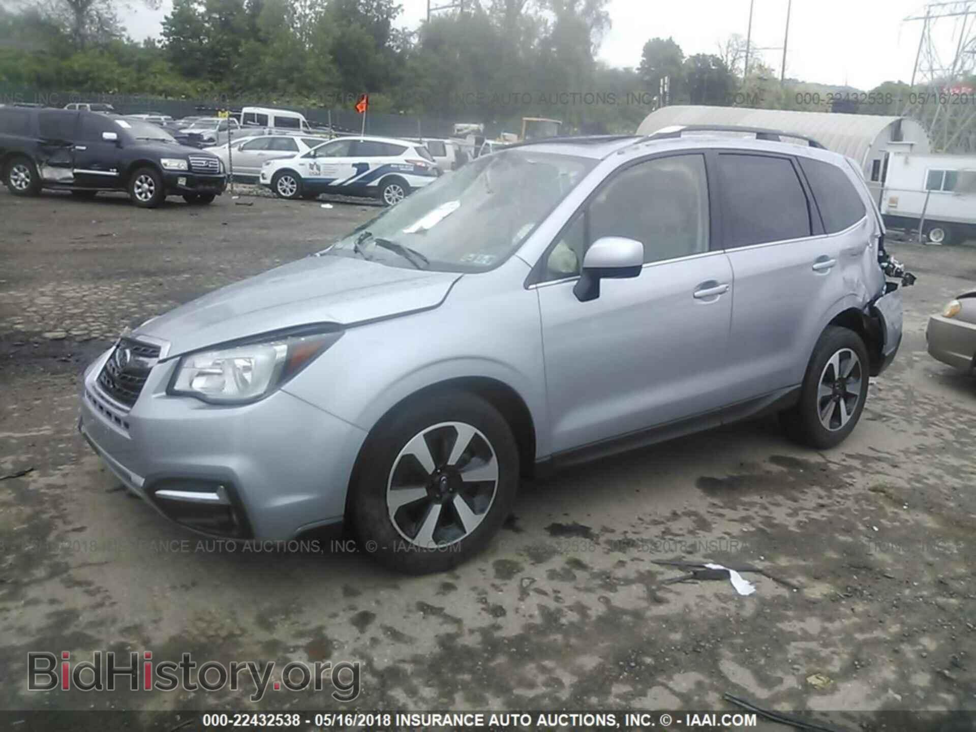 2018 Subaru Forester - VIN: JF2SJAJC8JH440119 - Photo 2