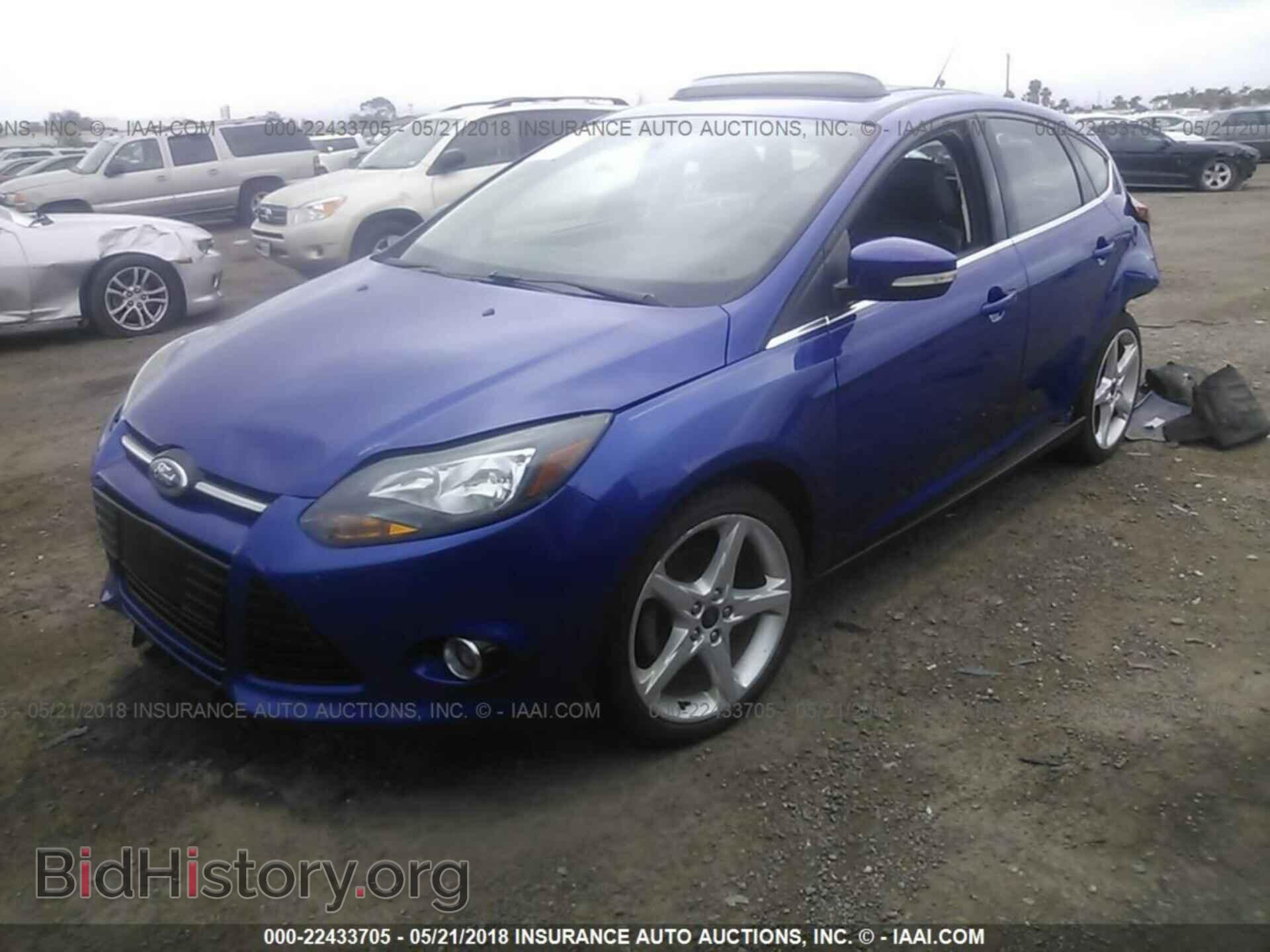 2013 Ford Focus - VIN: 1FADP3N2XDL372173 - Photo 2