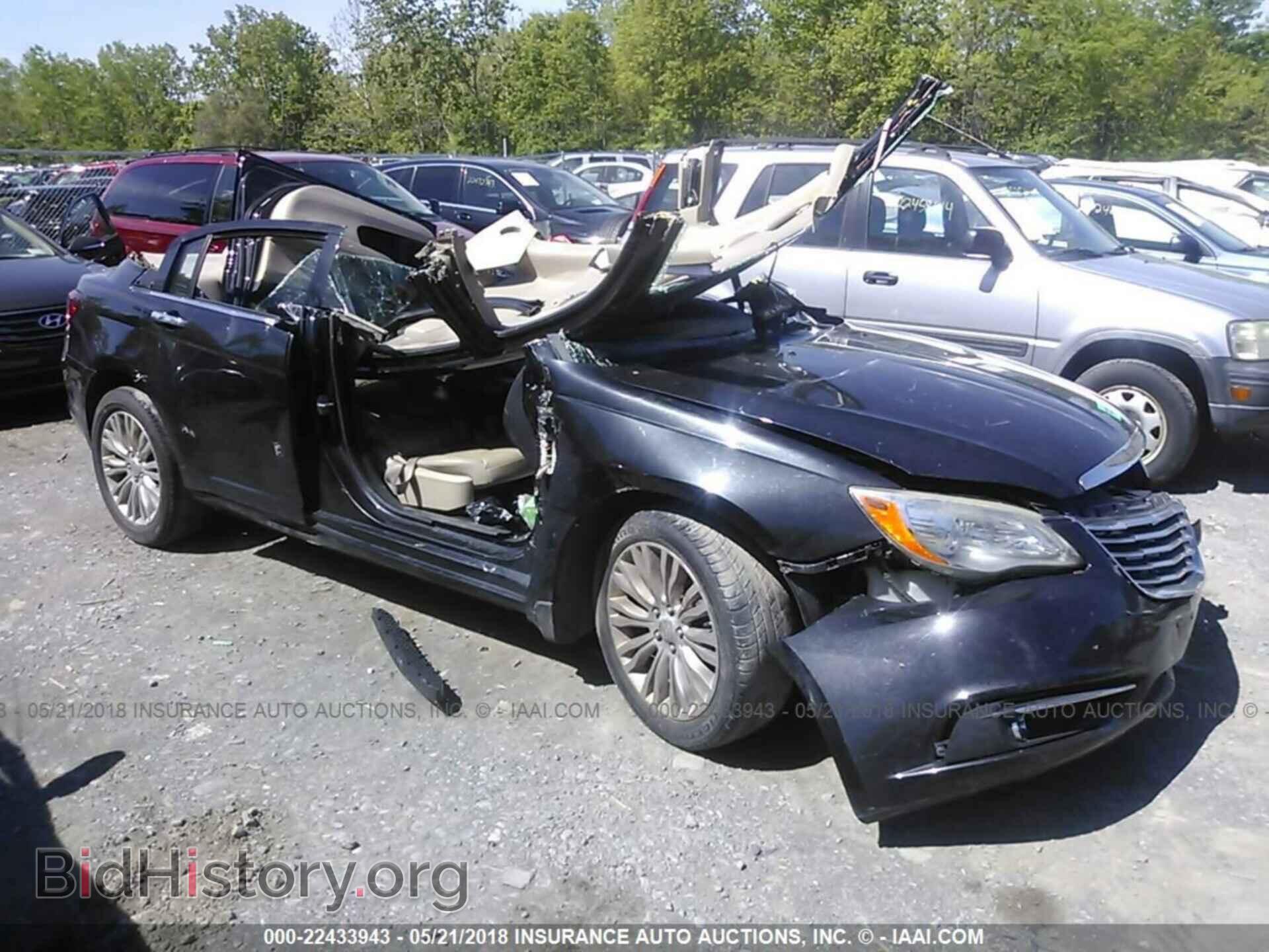Photo 1C3BC2FG3BN519862 - Chrysler 200 2011
