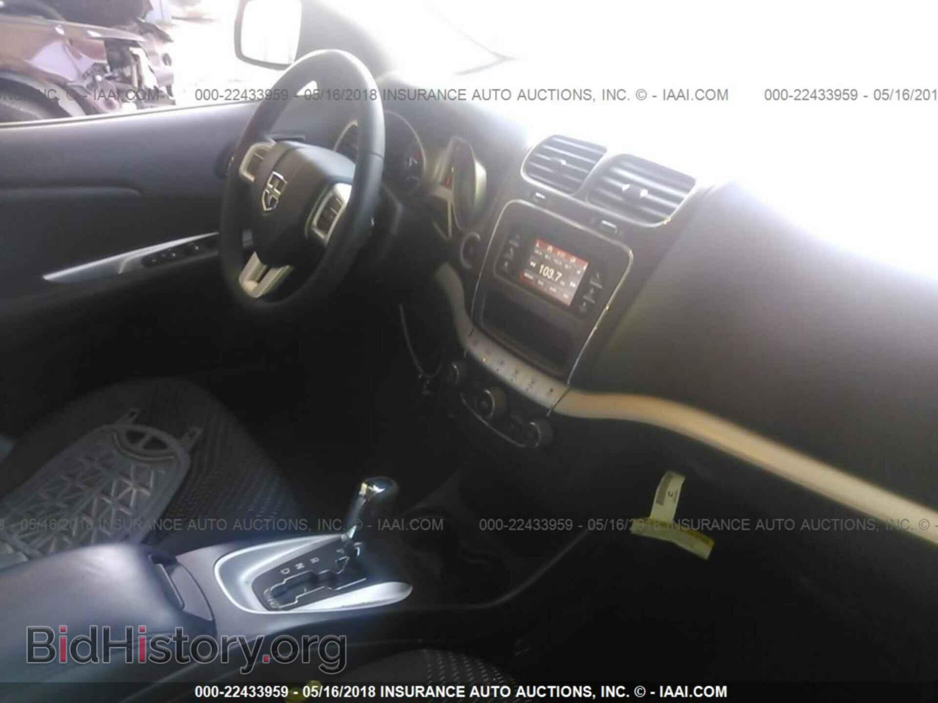 2016 Dodge Journey - VIN: 3C4PDCBB1GT108000 - Фото 5