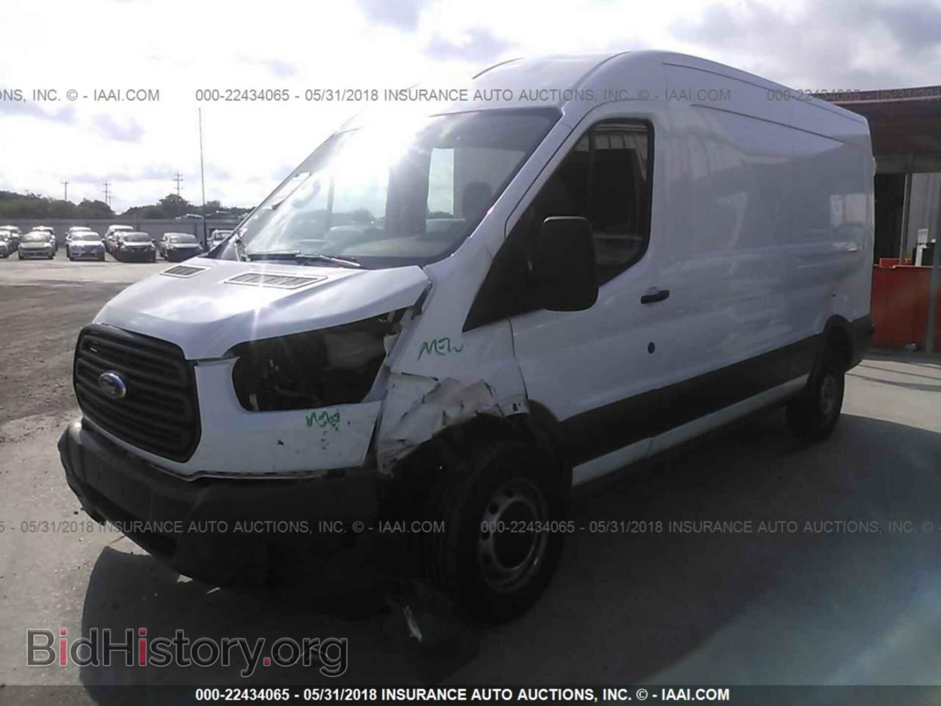 2015 Ford Transit - VIN: 1FTNR2CGXFKA25758 - Фото 2
